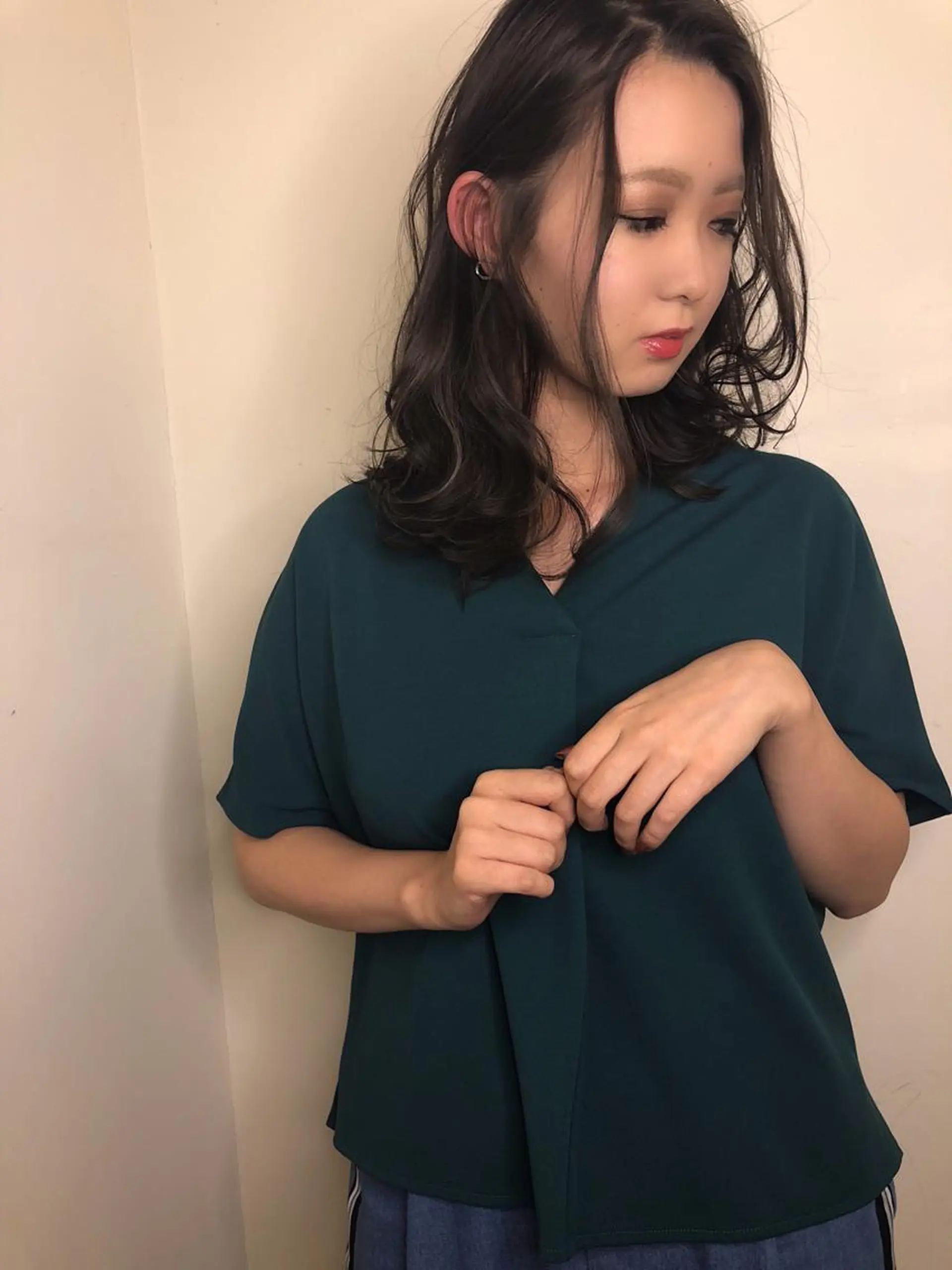 セミロング カラー omocha hair salon所属・大嶋 伸吾のヘアスタイル