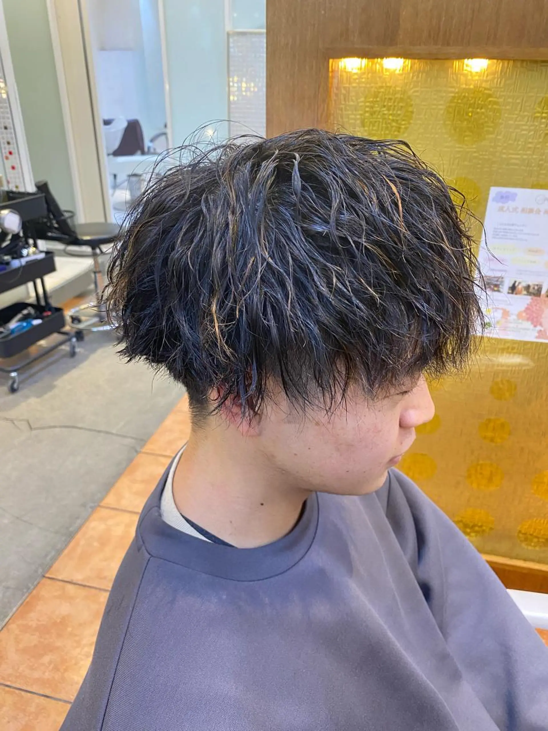 パーマ メンズ メンズパーマ ツイストスパイラルパーマ スパイラルパーマ プロフィールを ご覧くださいのヘアスタイル