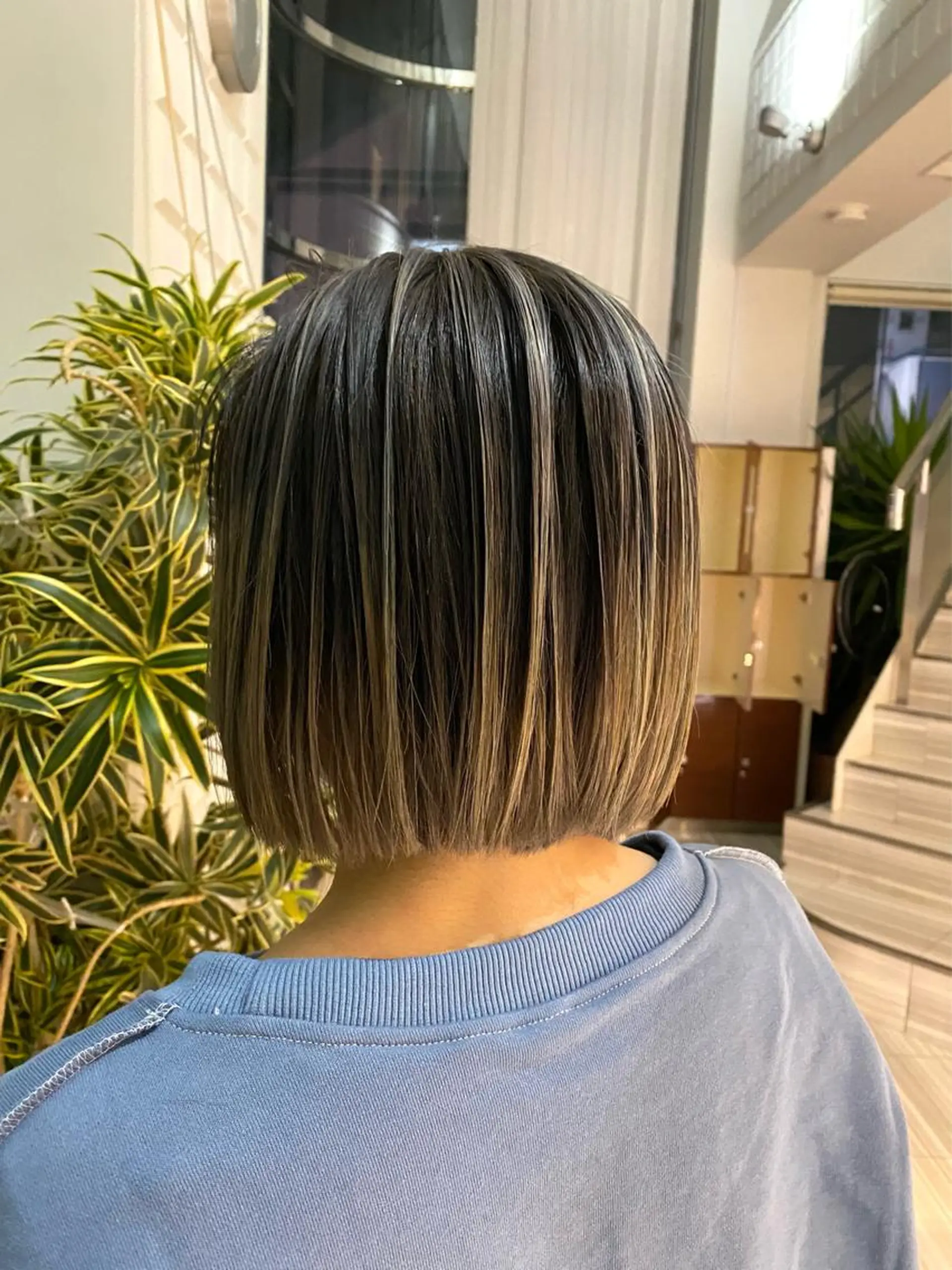 カラー バレイヤージュ j-sure所属・サントス 芳美のヘアスタイル