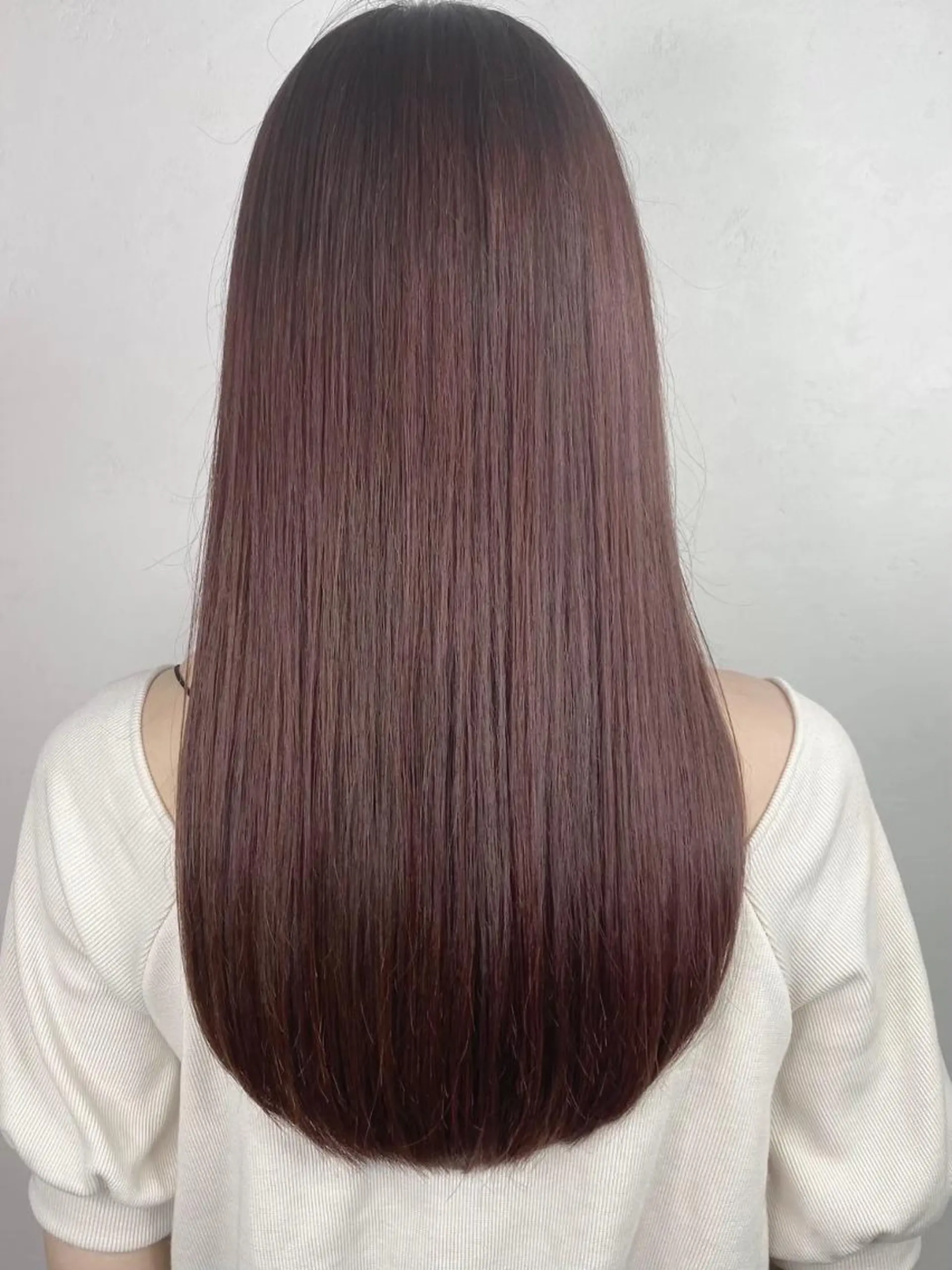 ロング ボブ 斜めバング 外国人風カラー 伸ばしかけ ハイライト カット トリートメント ＿WHITE鳳店 アンダーバーホワイトのヘアスタイル