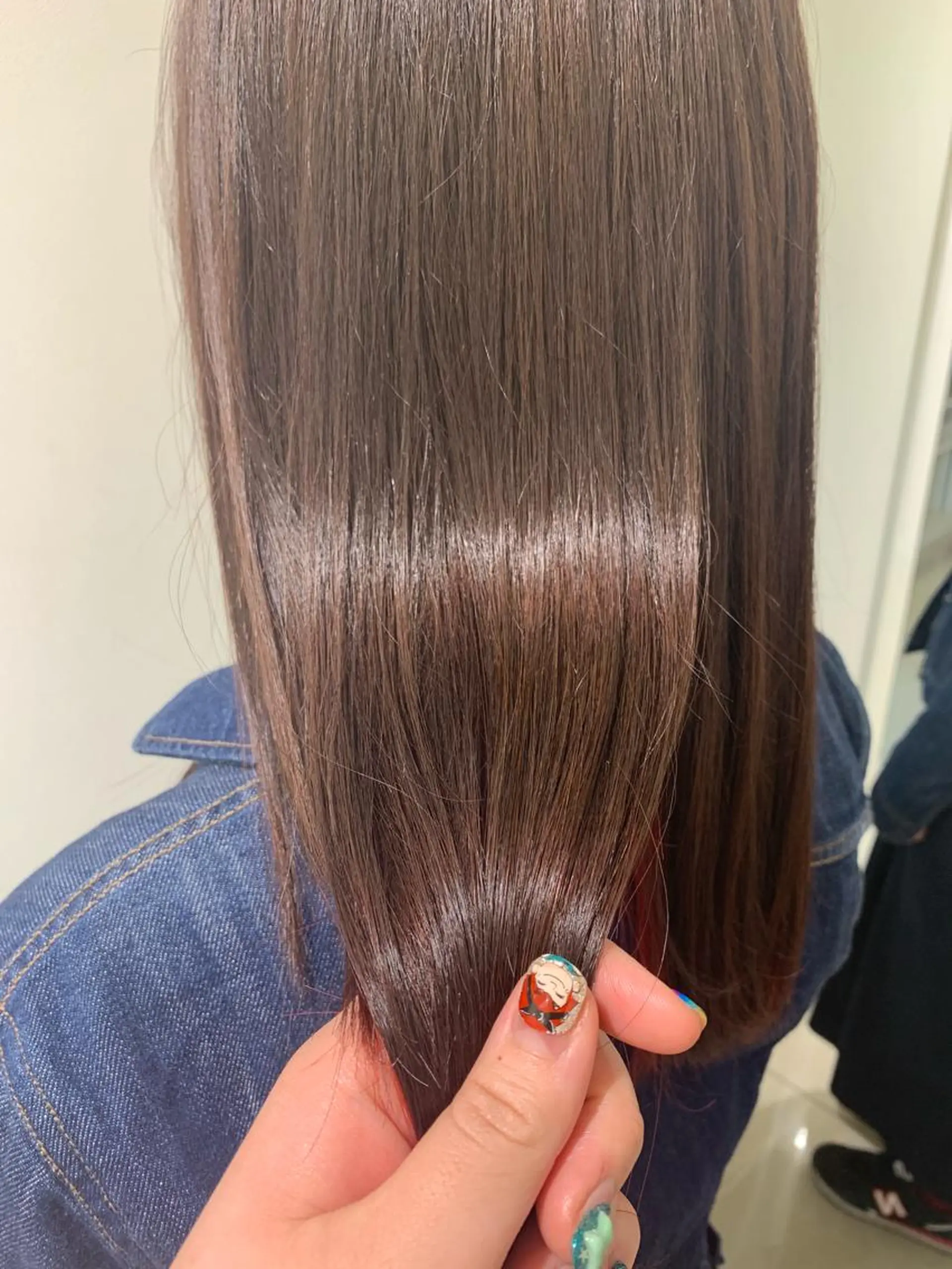 ロング 近 紗理奈のヘアスタイル