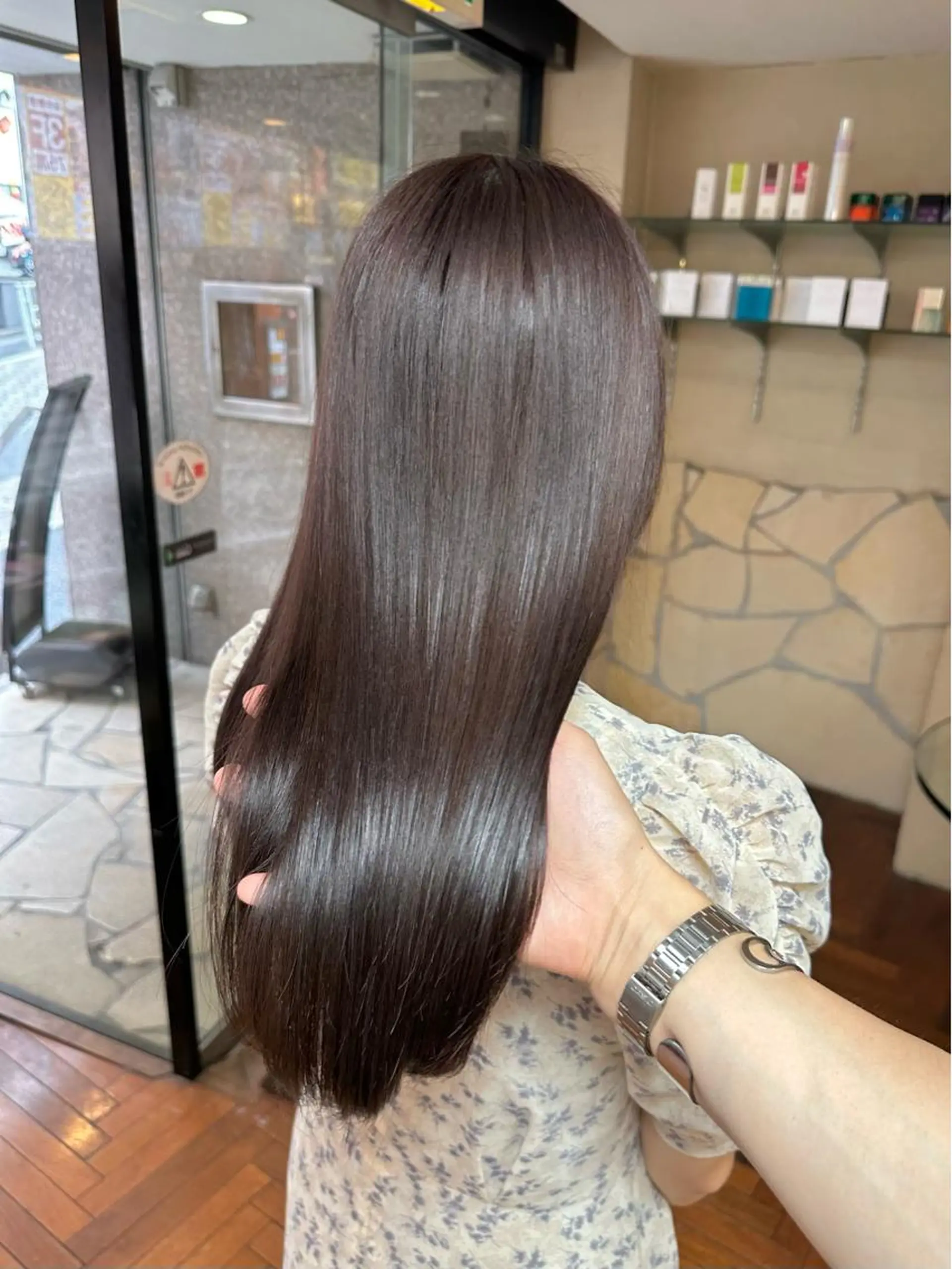 ロング カラー グレージュ ラベンダーカラー ラベンダーグレージュ ラベンダーグレー ヘアカラー トリートメント LUMO所属・矢野 晃平のヘアスタイル