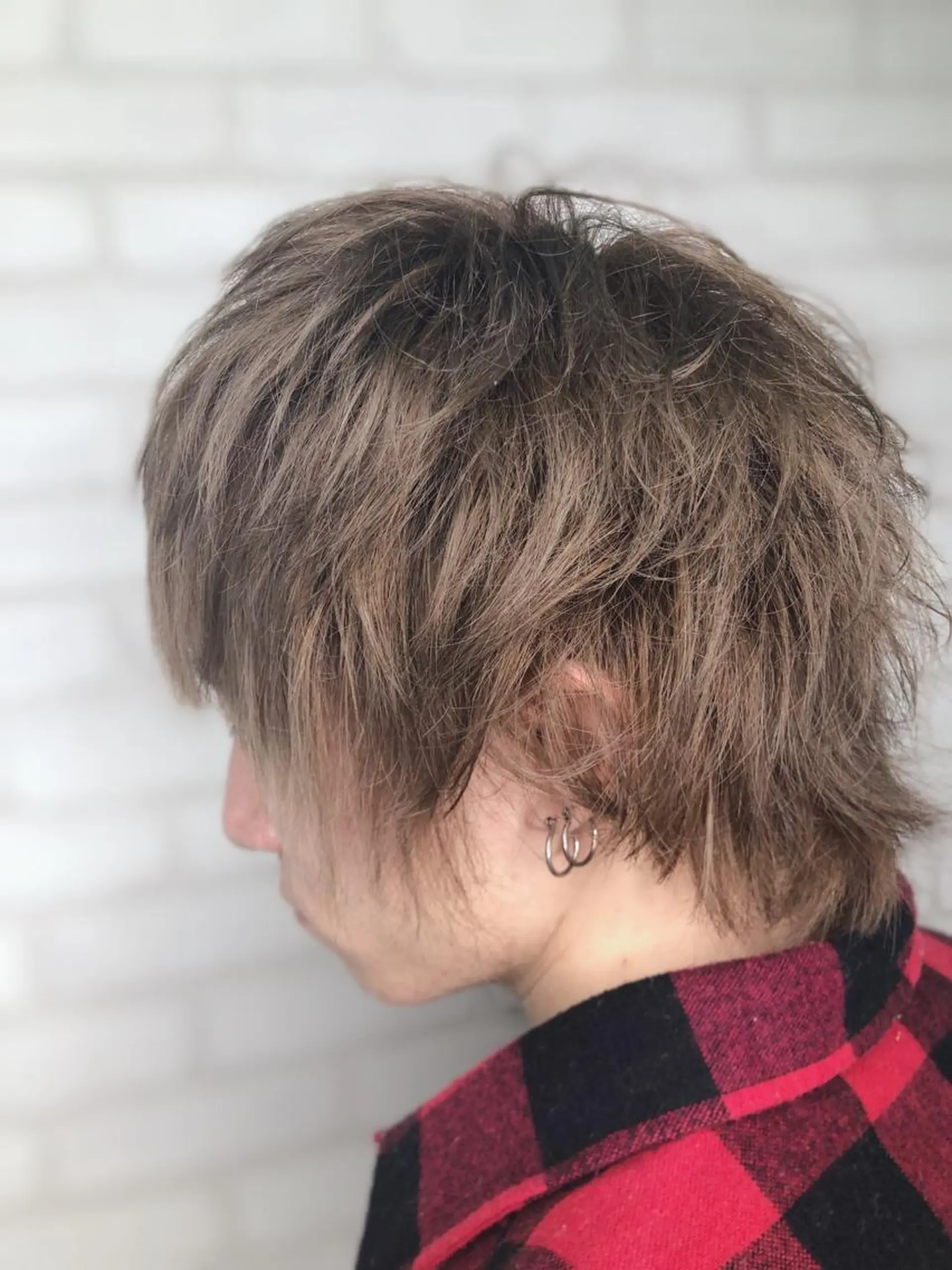 カラー メンズ EYEstylist ·ai MOERIのマツエク・マツパデザイン