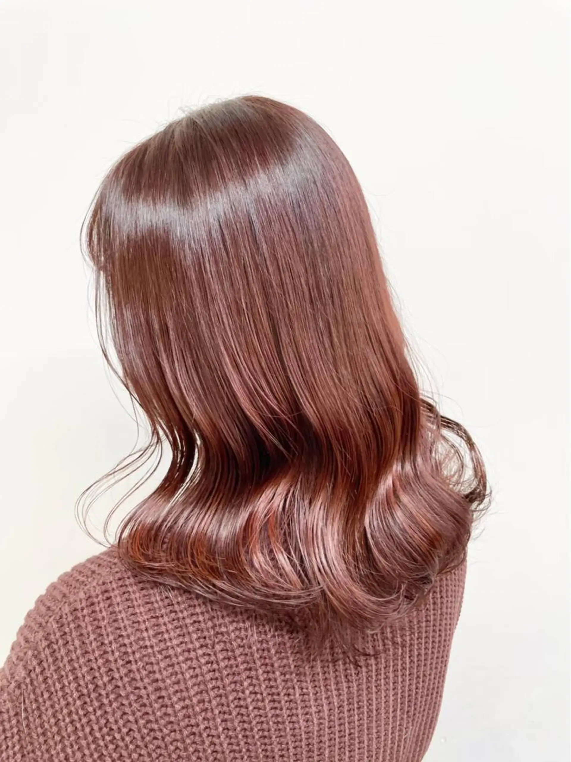 セミロング カラー ヘアカラー トリートメント 透明感・トレンドヘア 🫧SENDAI🫧のヘアスタイル