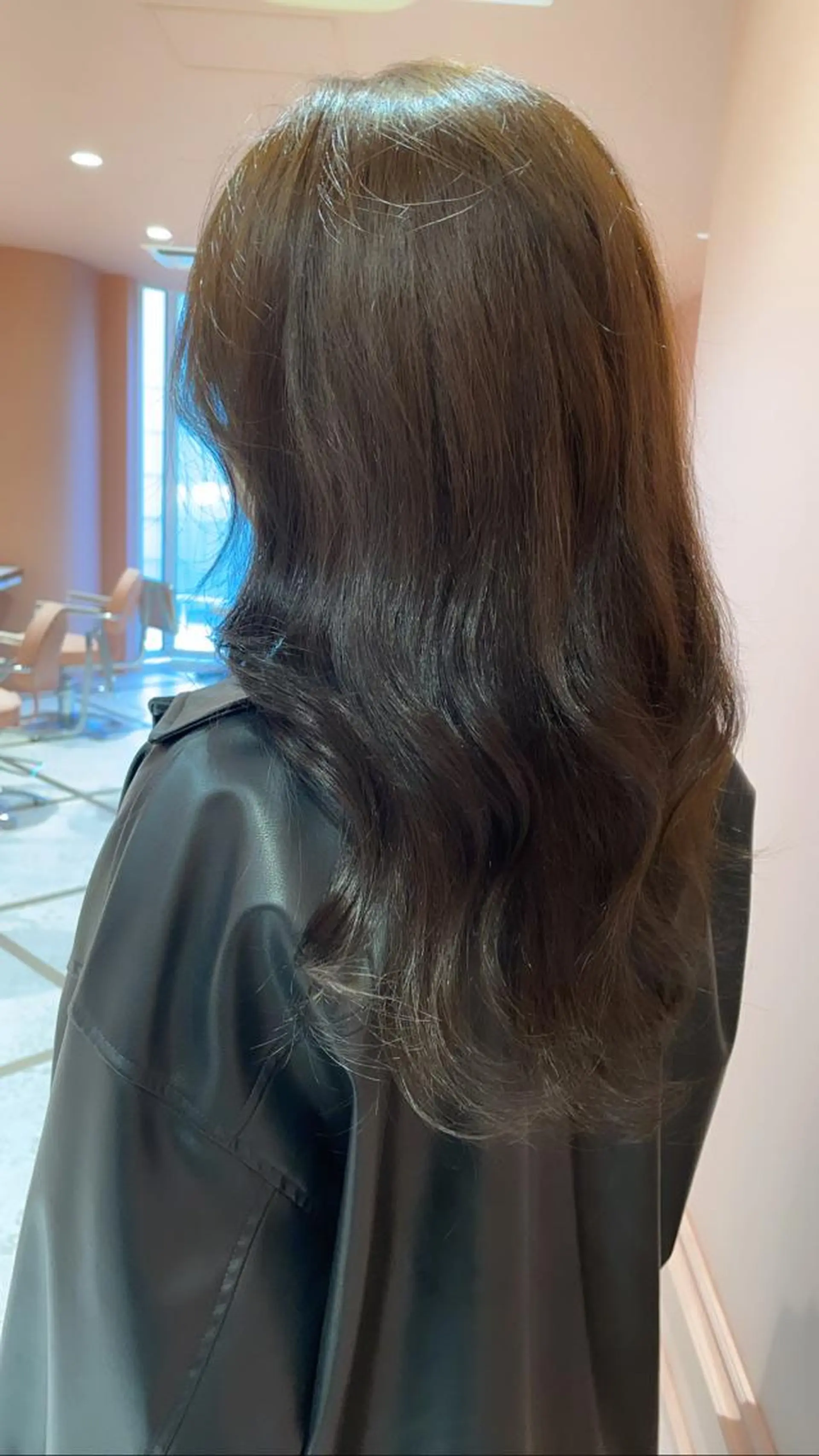 ロング カラー 艶ハイトーン👑♡ NATSUKIのヘアスタイル