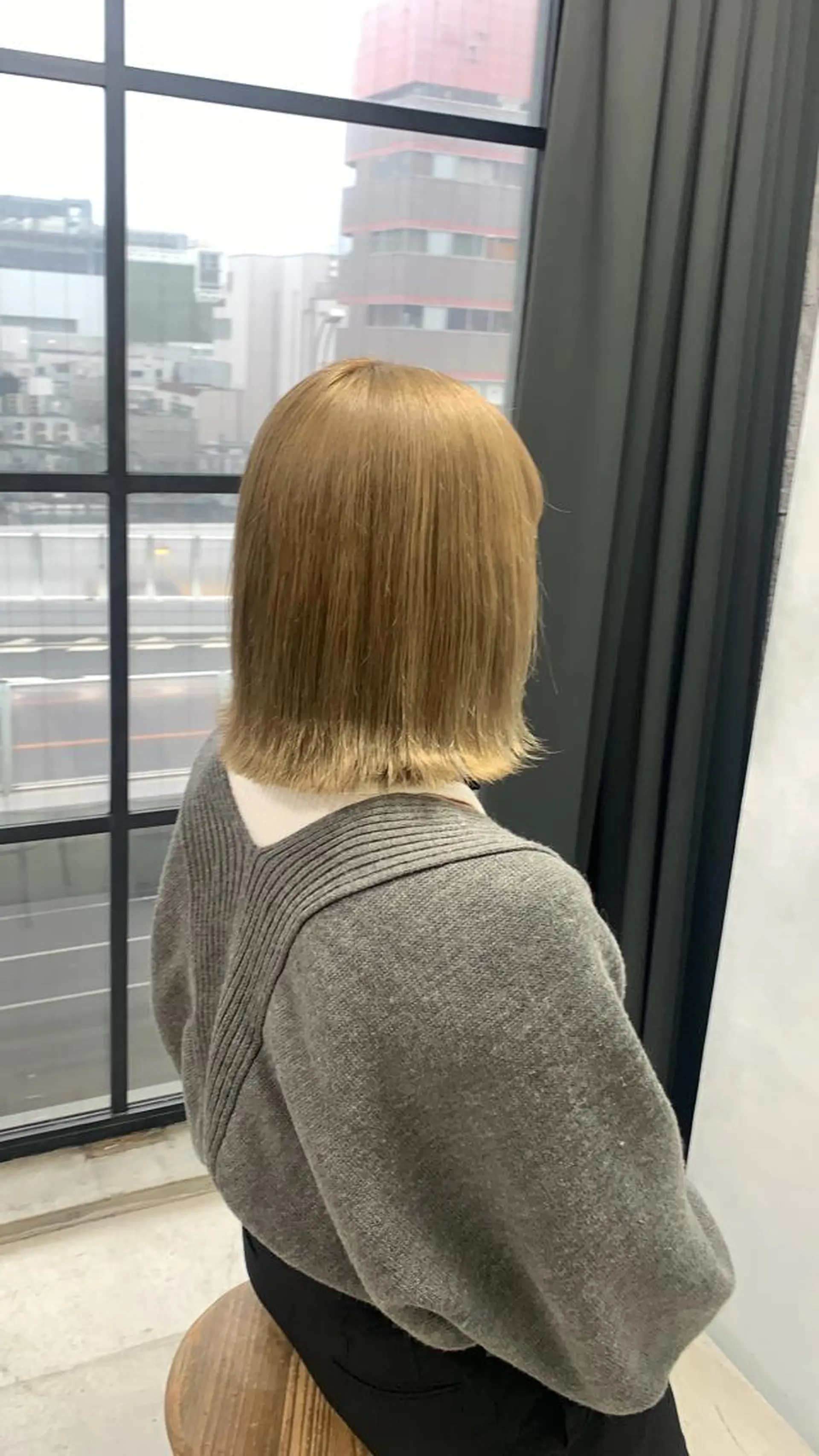 ショート 派手髪支持率No1 Eisukeのヘアスタイル