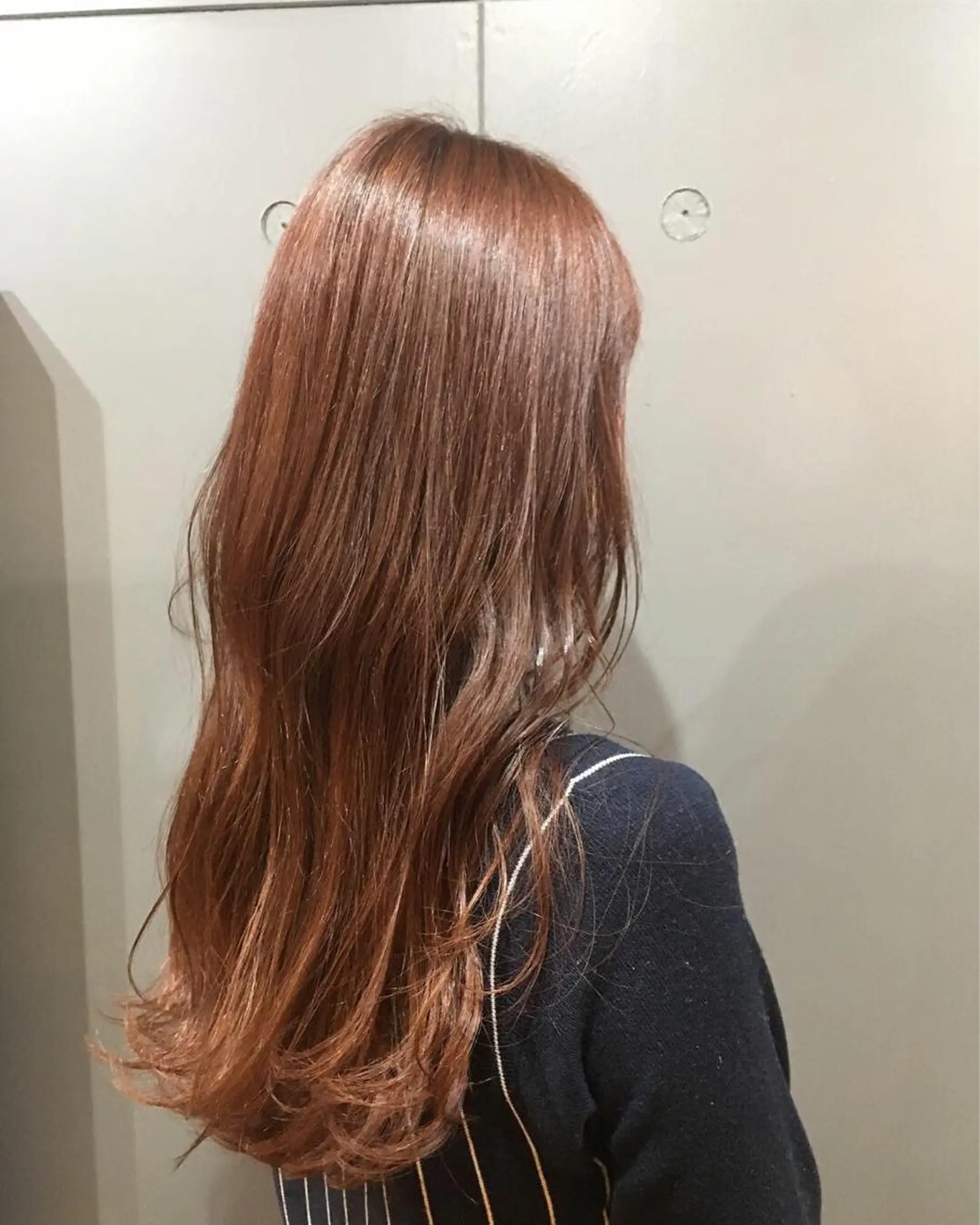 ロング ヘアカラー 佐藤 実咲のヘアスタイル