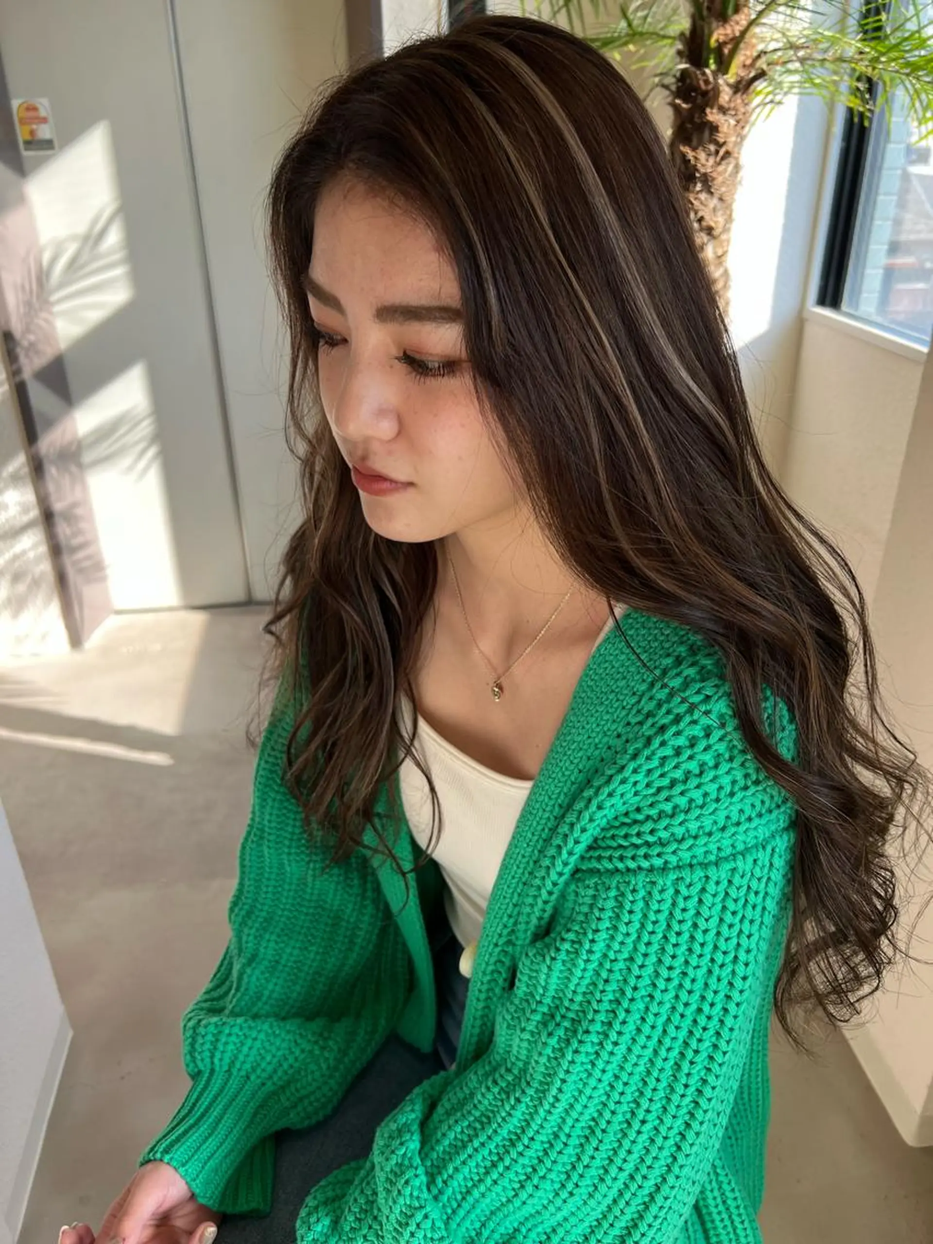 ロング ヘアカラー ココルアナ 豊中美容室のヘアスタイル