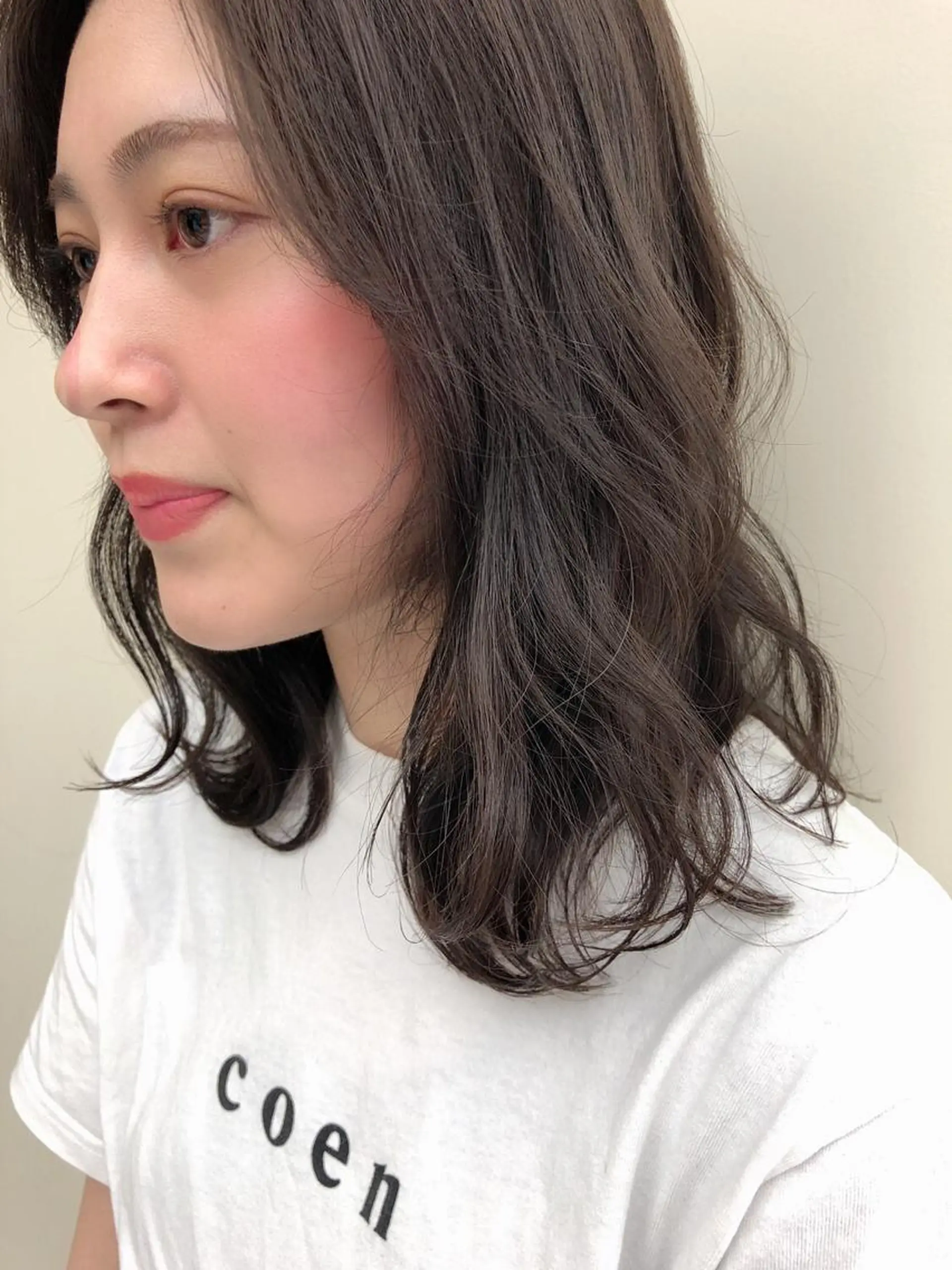 セミロング カラー ベージュカラー トルクアータ伏見 MIKUのヘアスタイル