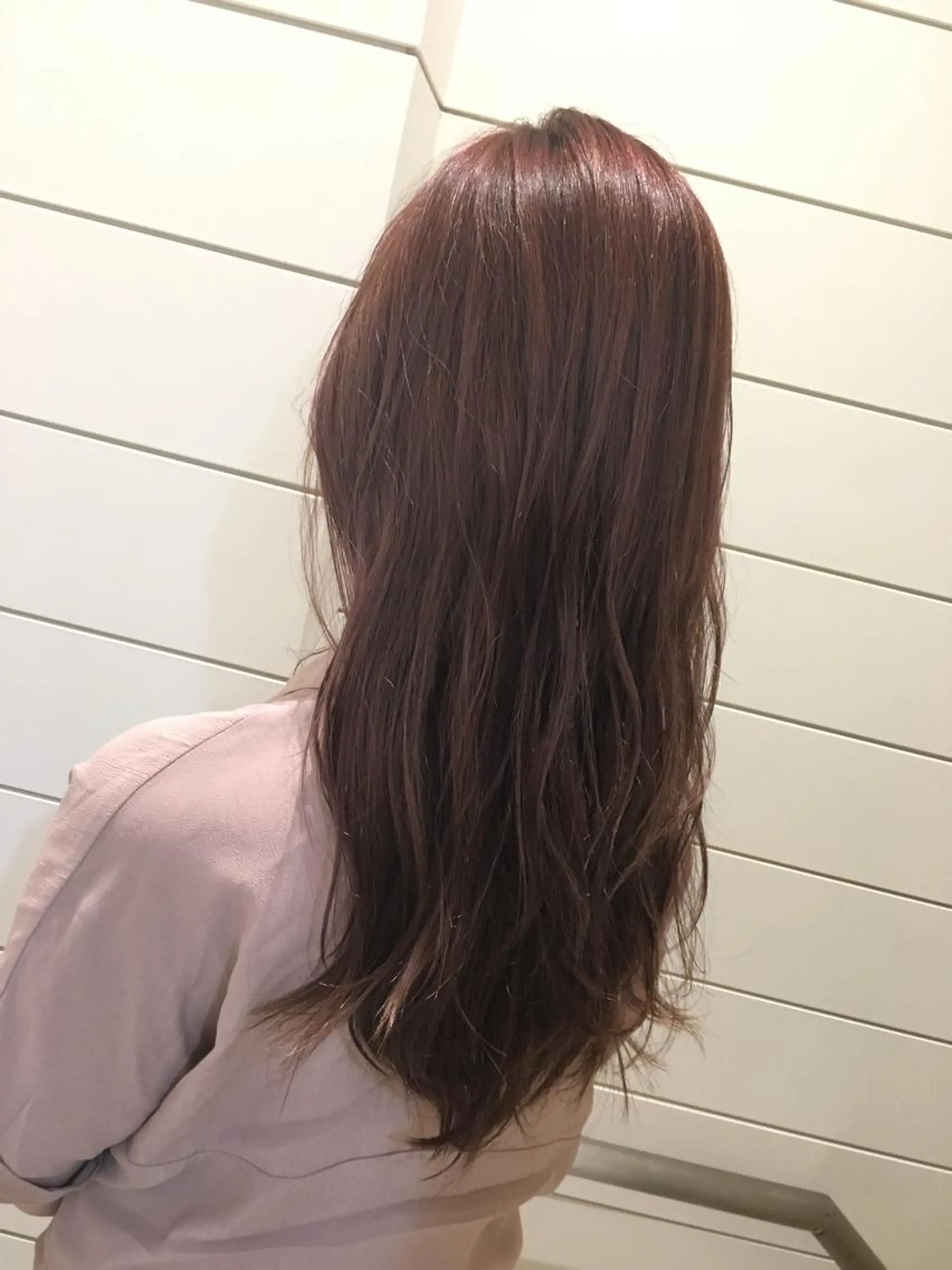 ロング カラー アッシュ ピンクカラー ピンクアッシュ 鍵山 千秋のヘアスタイル