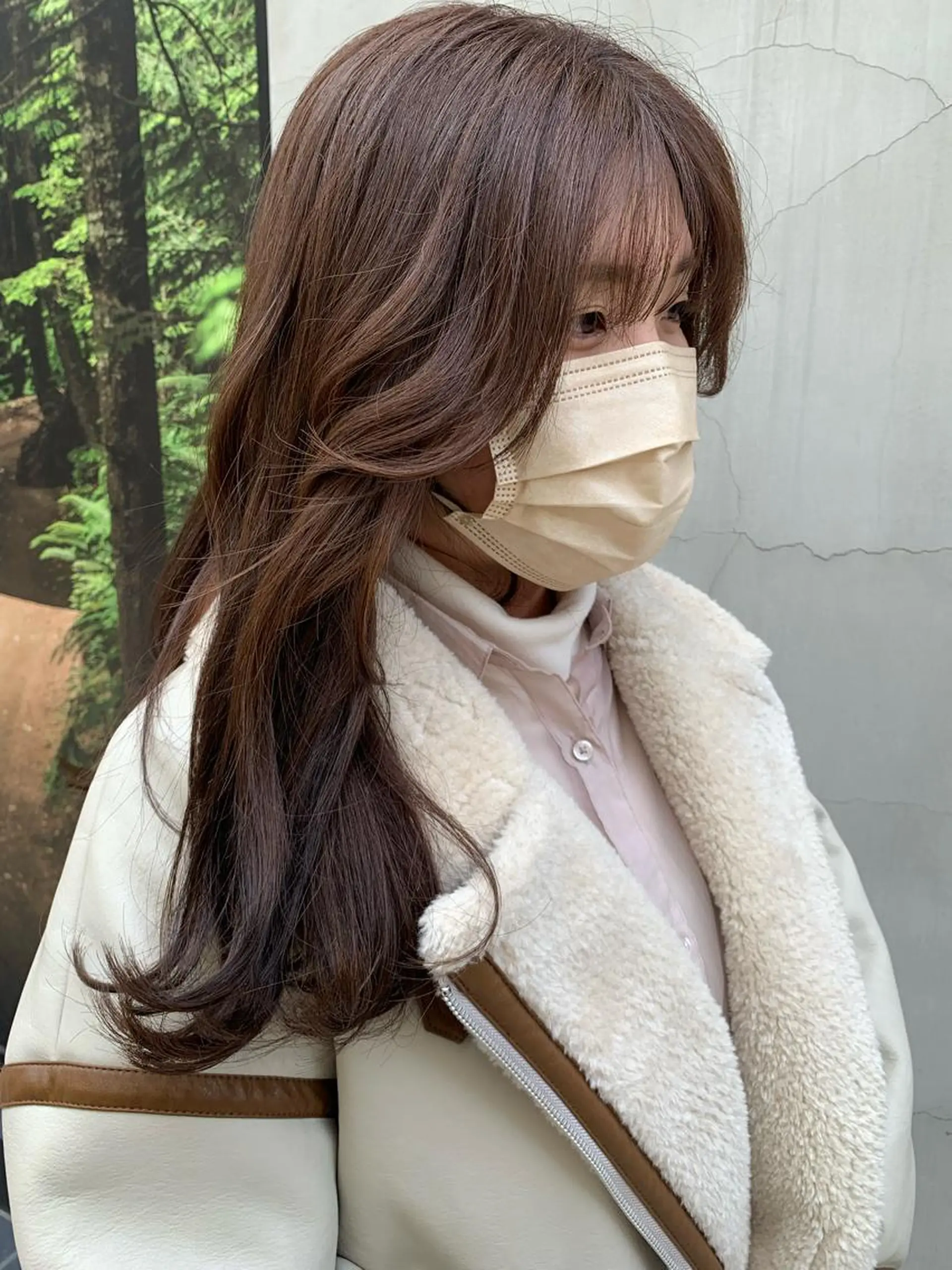 セミロング カラー ヘアアレンジ 顔まわりレイヤー 韓国風ヘア レイヤーカット カット yuka .のヘアスタイル