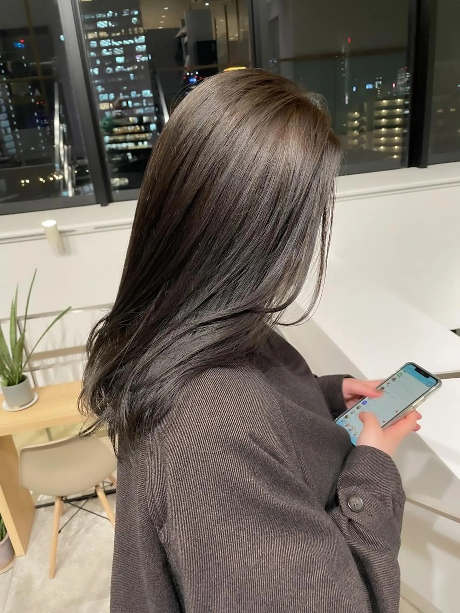 ミディアム カラー ヘアアレンジ アイブロウ ミニボブ/ブリーチ 🌈MISATOのヘアスタイル