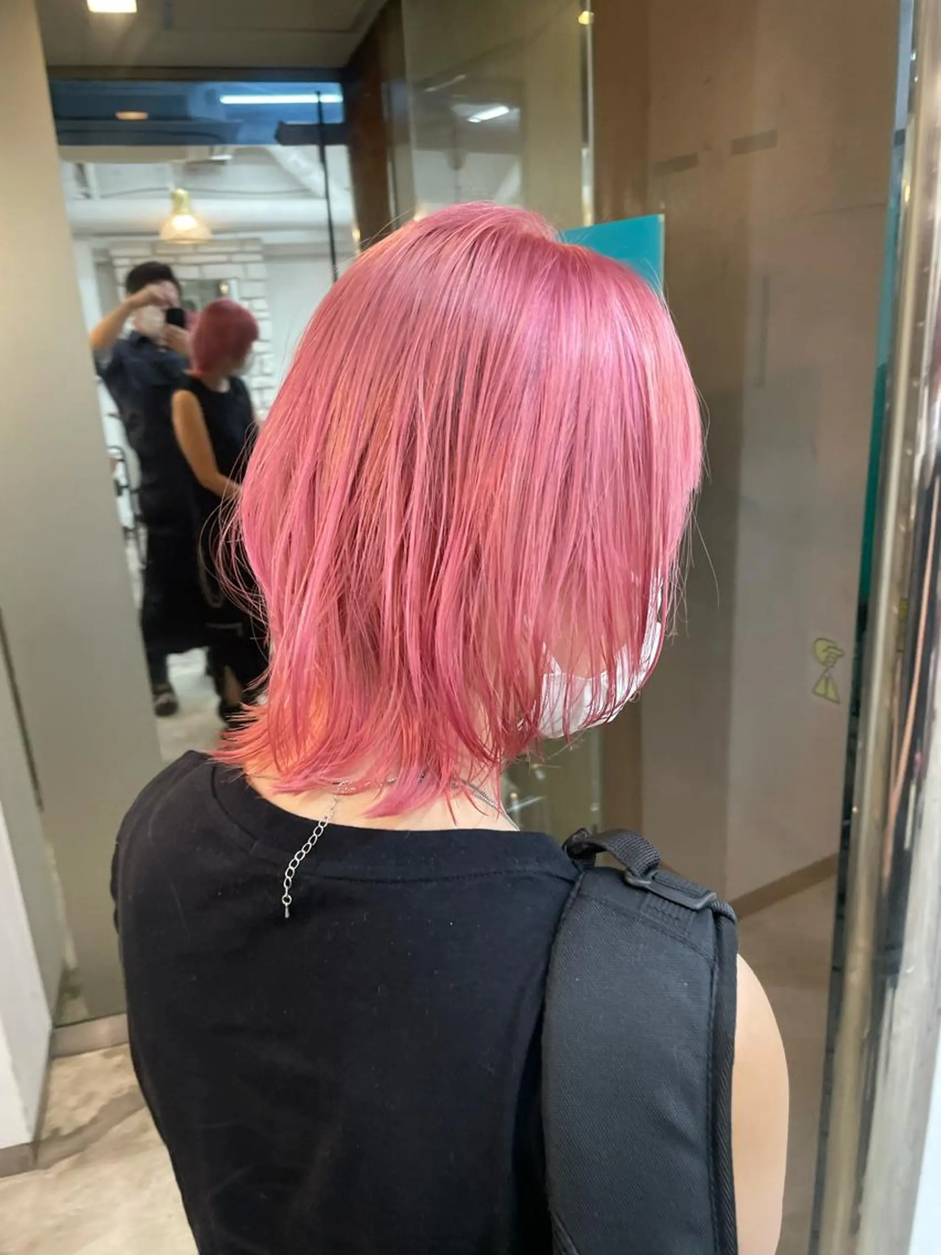 ミディアム Sherry大国町所属・髪質改善×縮毛矯正 ×艶カラーNAOのヘアスタイル