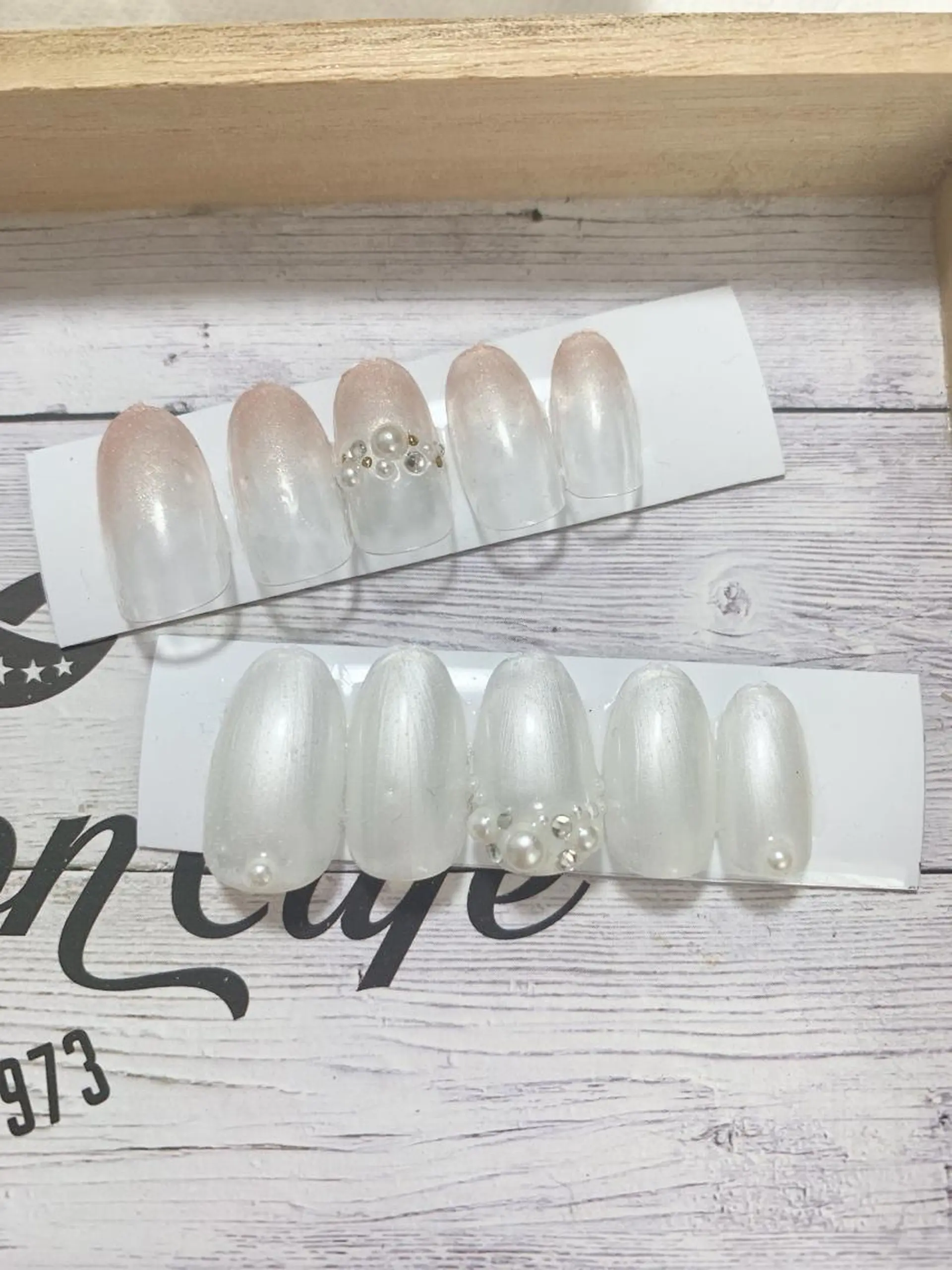 ネイル ハンドネイル Bon Amieのネイルデザイン