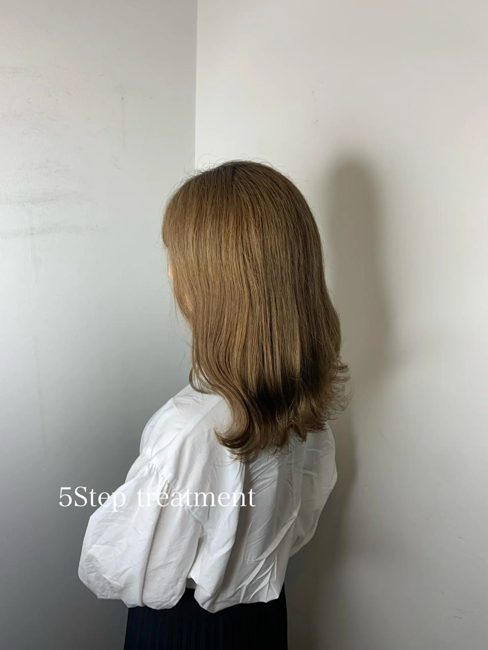 ロング メンズバレイヤージュ 斉藤春のヘアスタイル