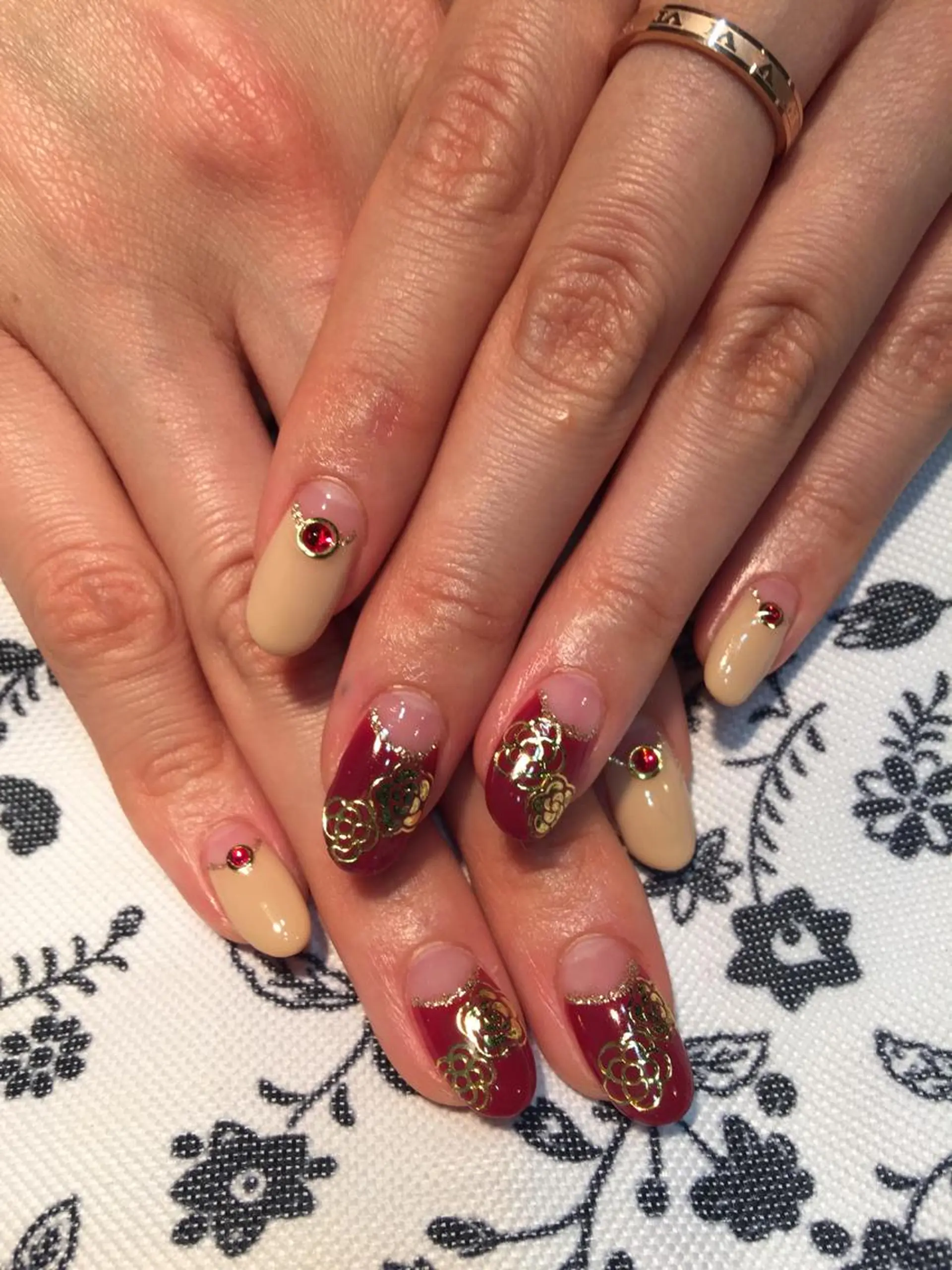 ネイル ボルドー ＦreeDoＭ   Design所属・W KUMIのネイルデザイン