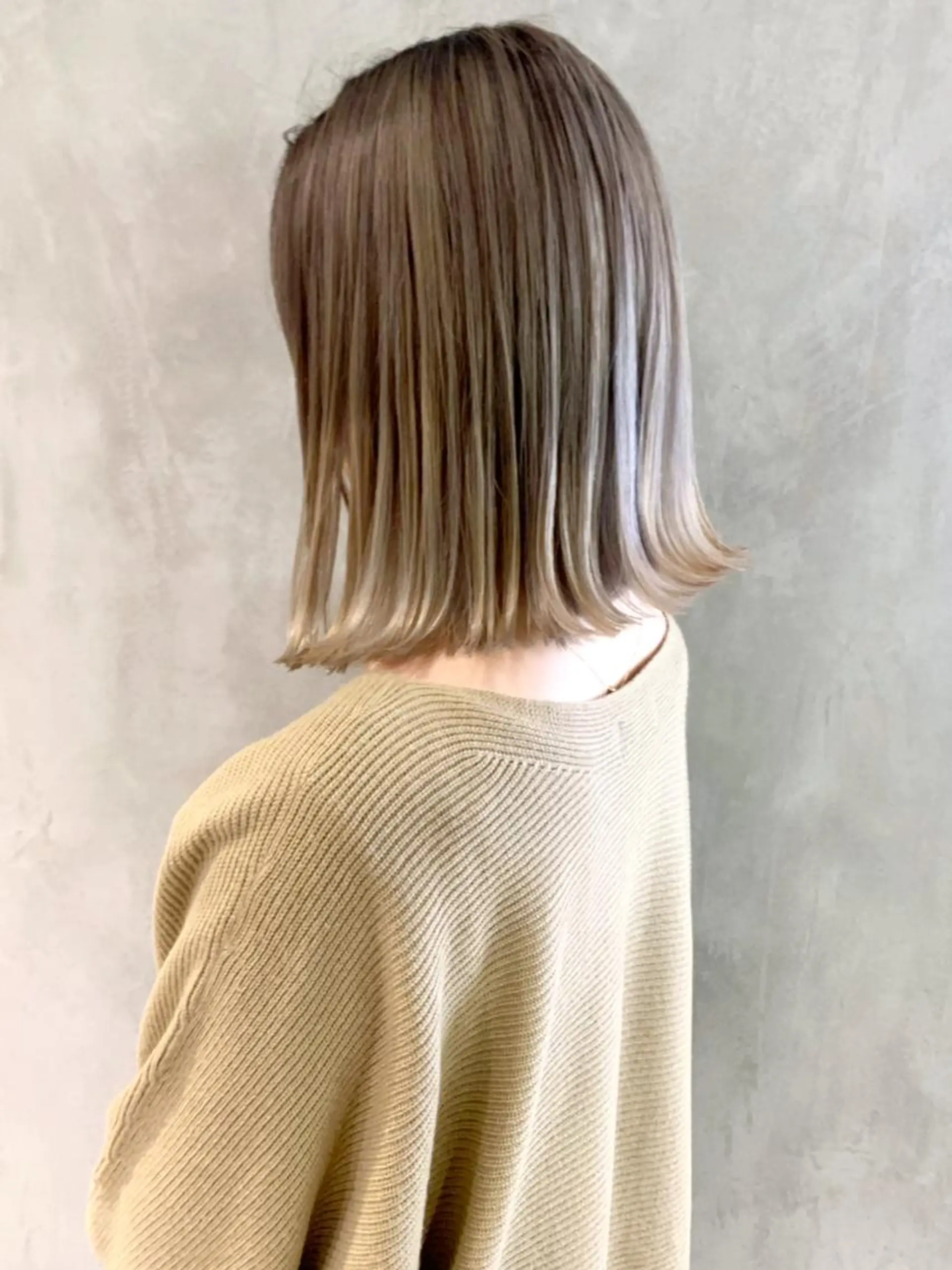 ミディアム カラー パーマ ヘアアレンジ ベージュカラー ボブ ITbyALBUM 中野店のヘアスタイル