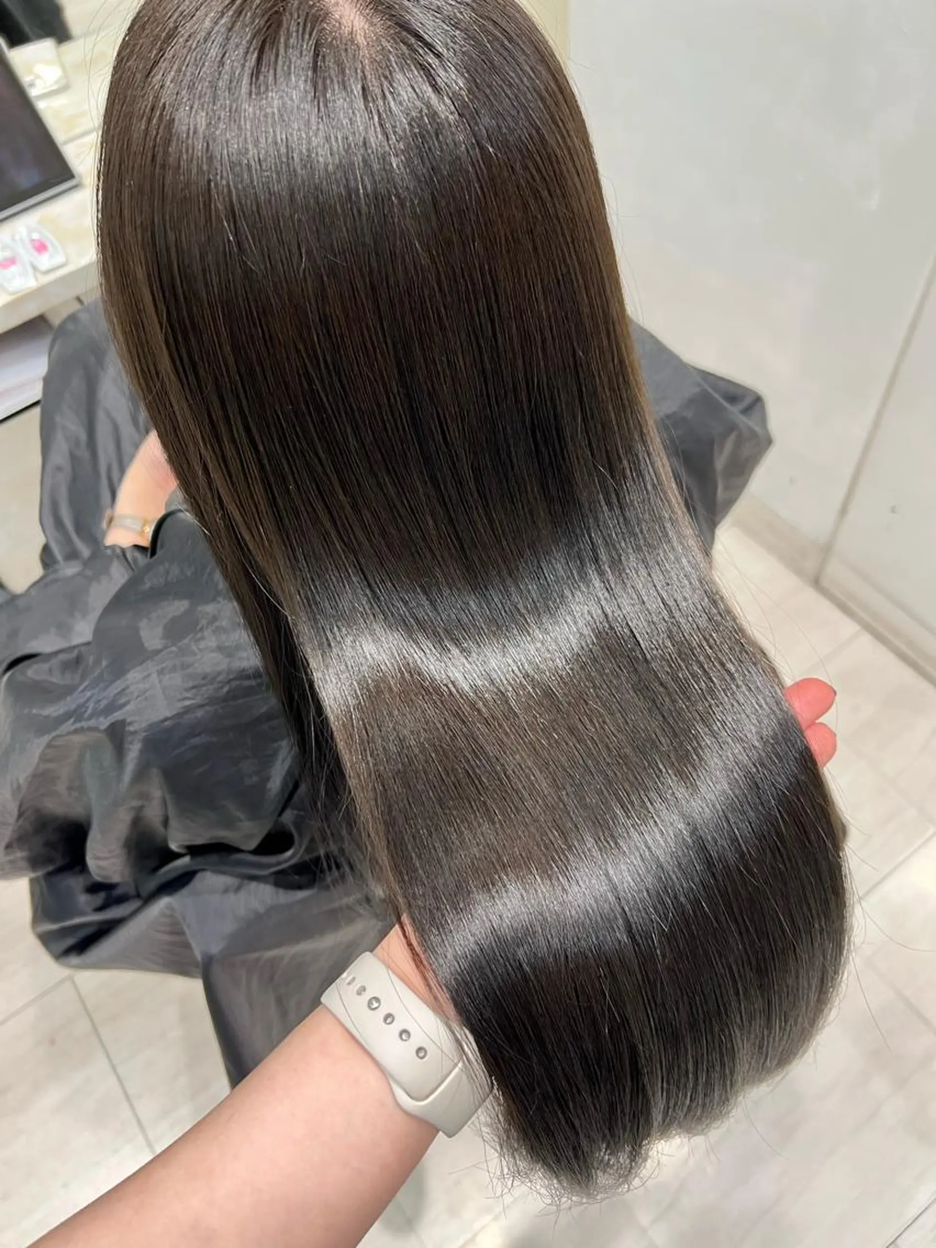 ロング カラー 透明感カラー グレージュ オリーブグレージュ オリーブグレー Beleza scelto所属・原宿/ハイトーン/ みずは🎀のヘアスタイル