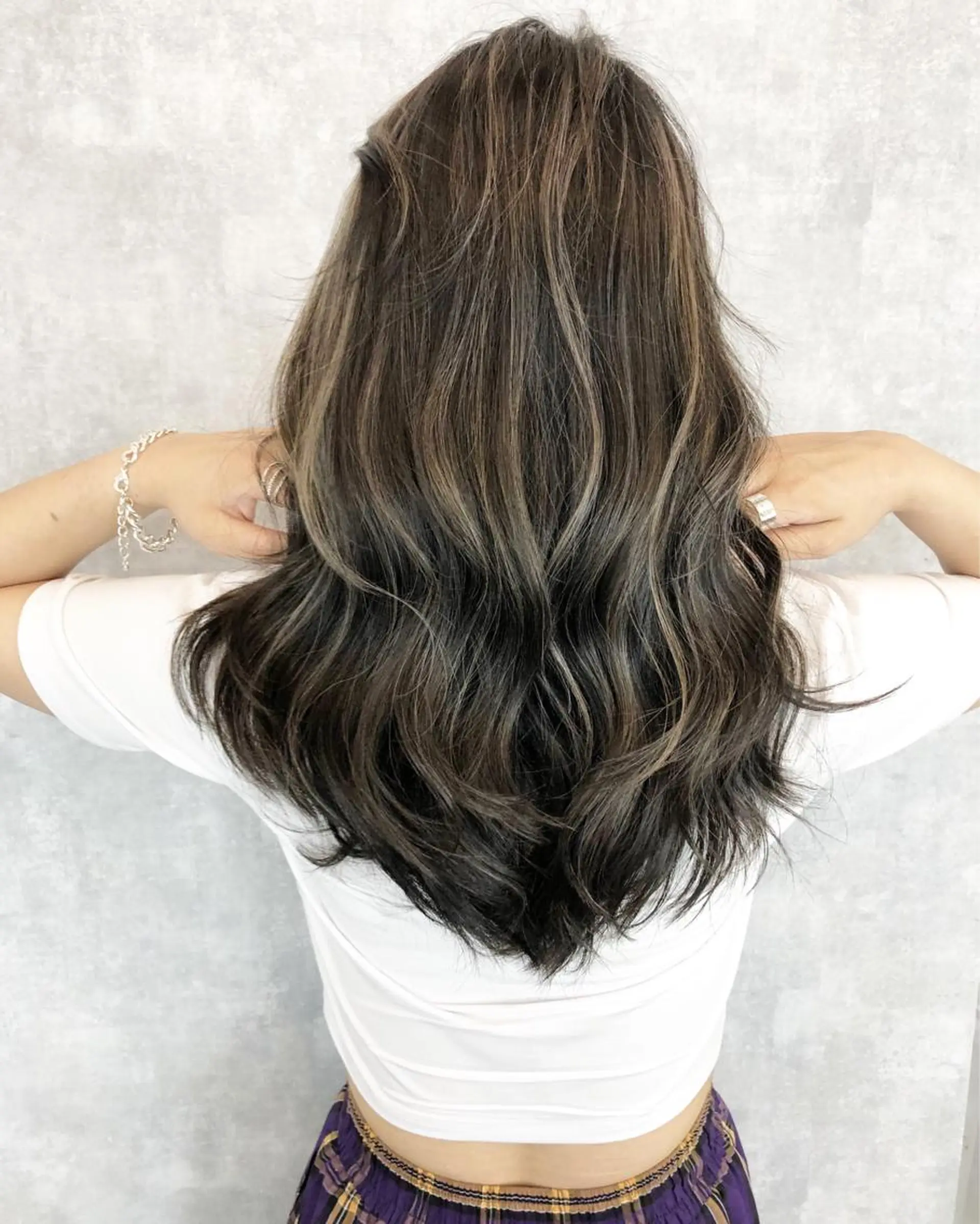 ロング カラー レイヤーカット BLend 渋谷のヘアスタイル