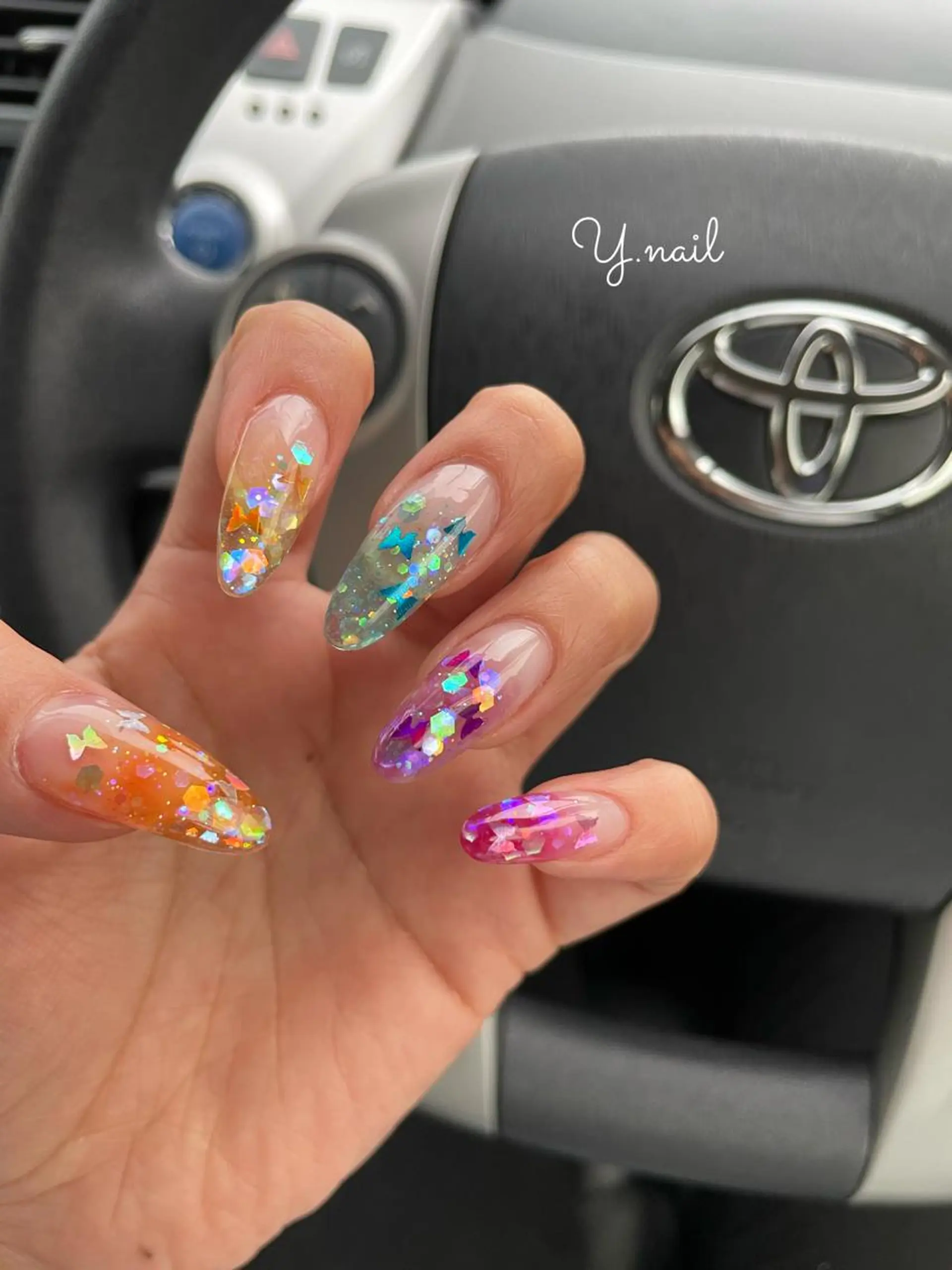 ネイル Feliz所属・Feliz 楽しいネイルサロンのネイルデザイン