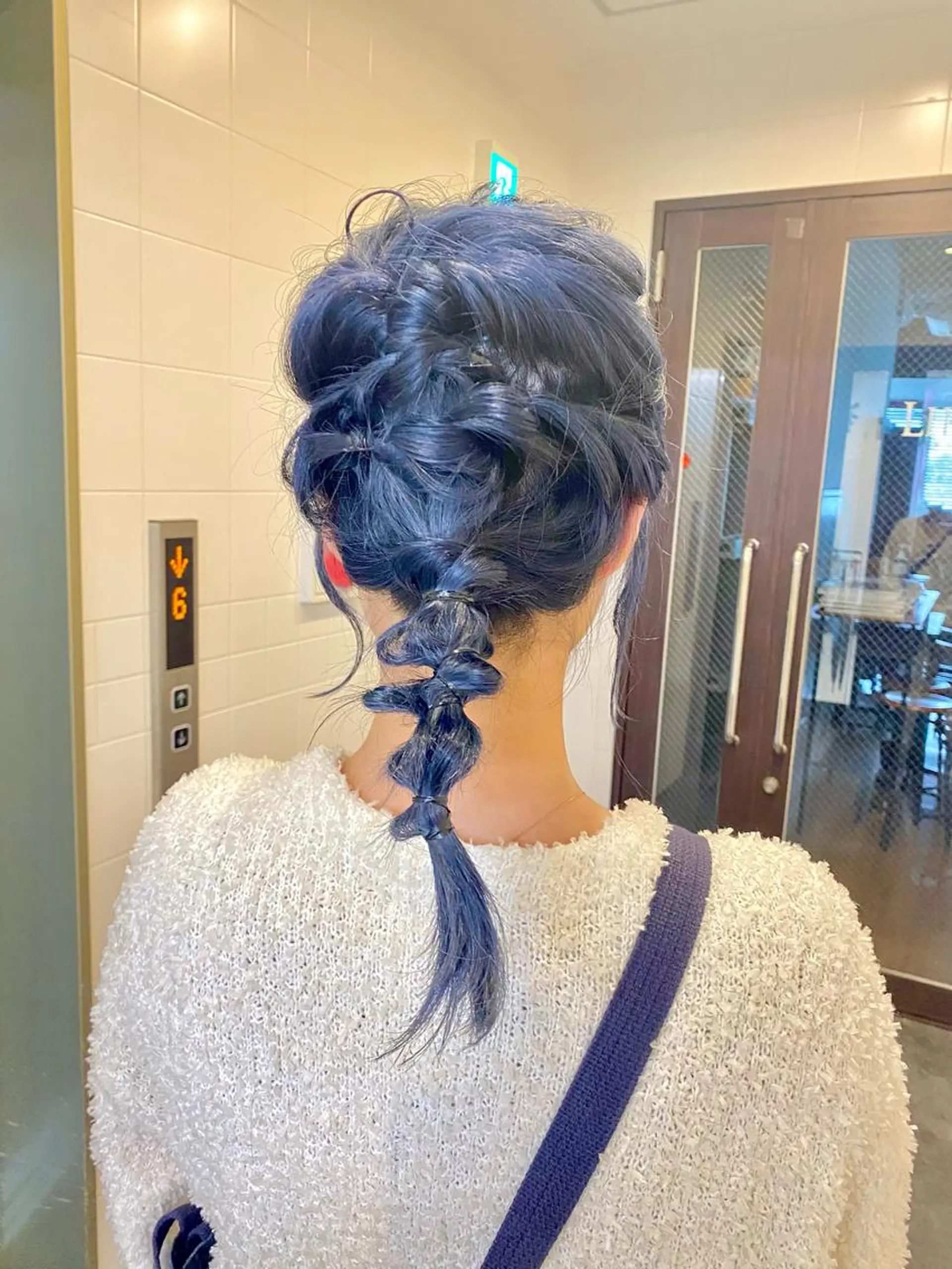 ミディアム カラー ヘアアレンジ 簡単アレンジ ヘアカラー ヘアセット 暖色カラー/天神/ ヘイマサクラのヘアスタイル