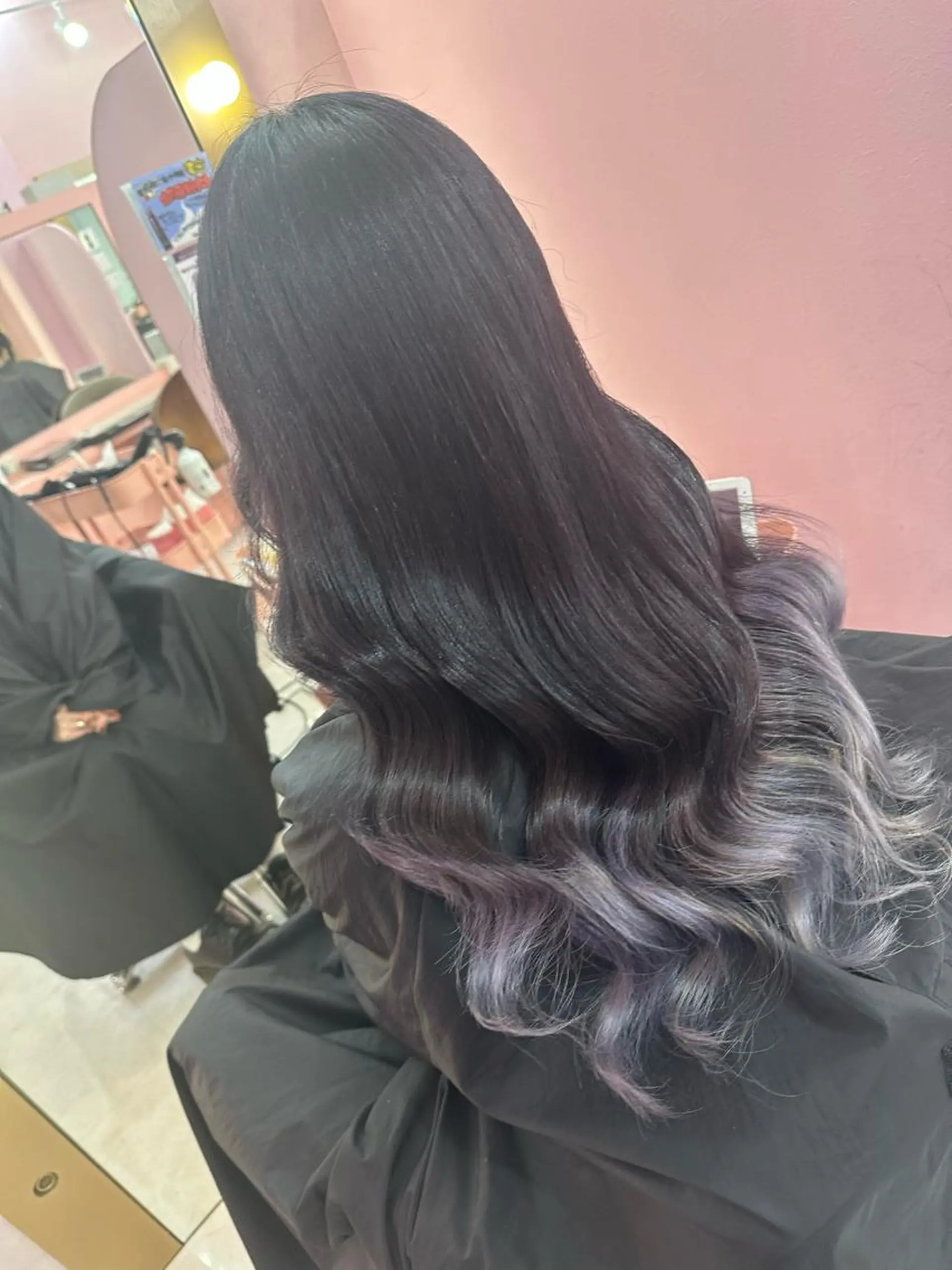 ロング カラー アッシュ アッシュグレー アッシュグレージュ バレイヤージュ ミストバング ヘアカラー トリートメント ブリーチ人気No.1 MANATO🎨🌈のヘアスタイル