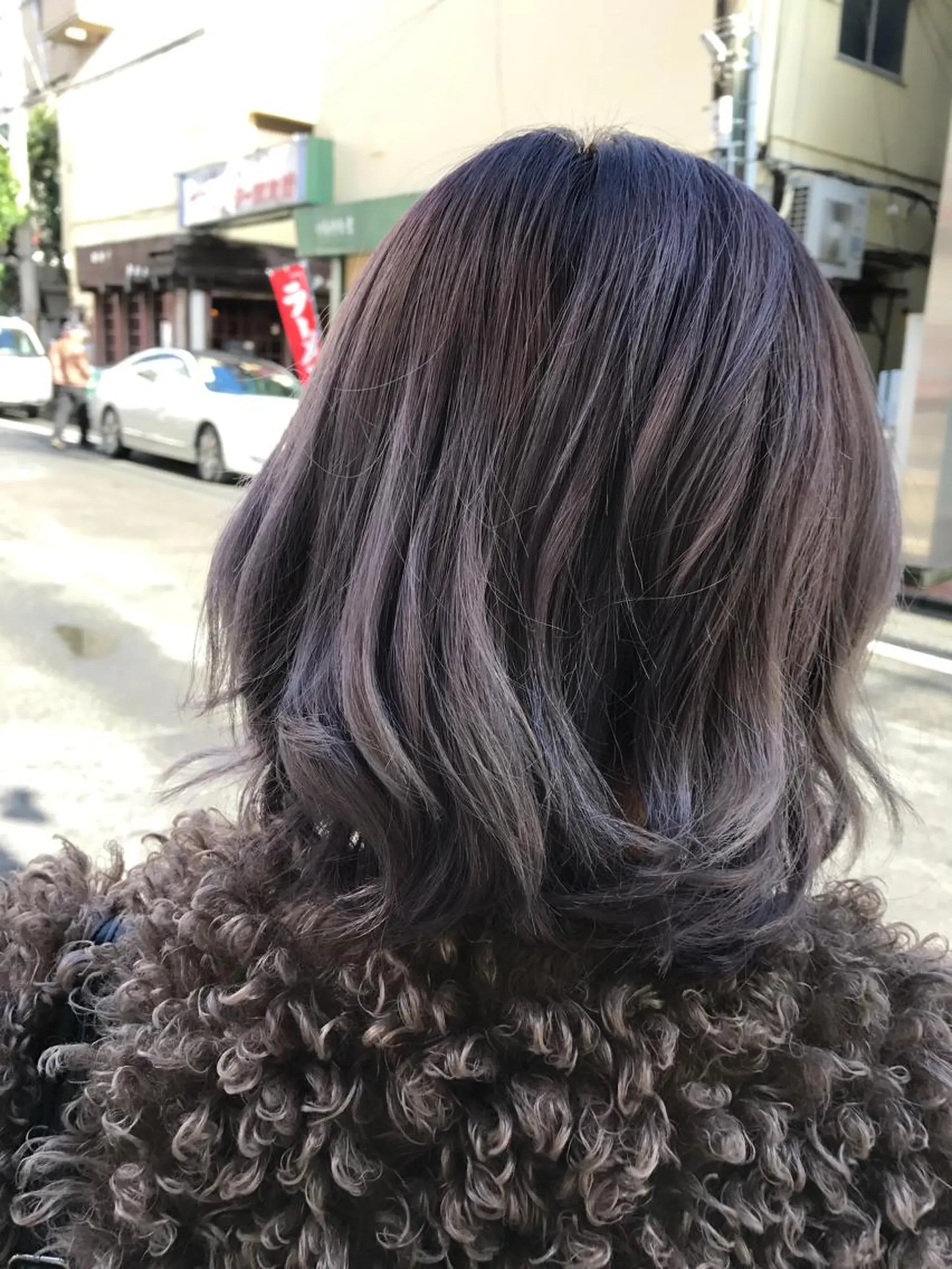 ミディアム カラー ハイトーンカラー バイオレットカラー にった みずきのヘアスタイル