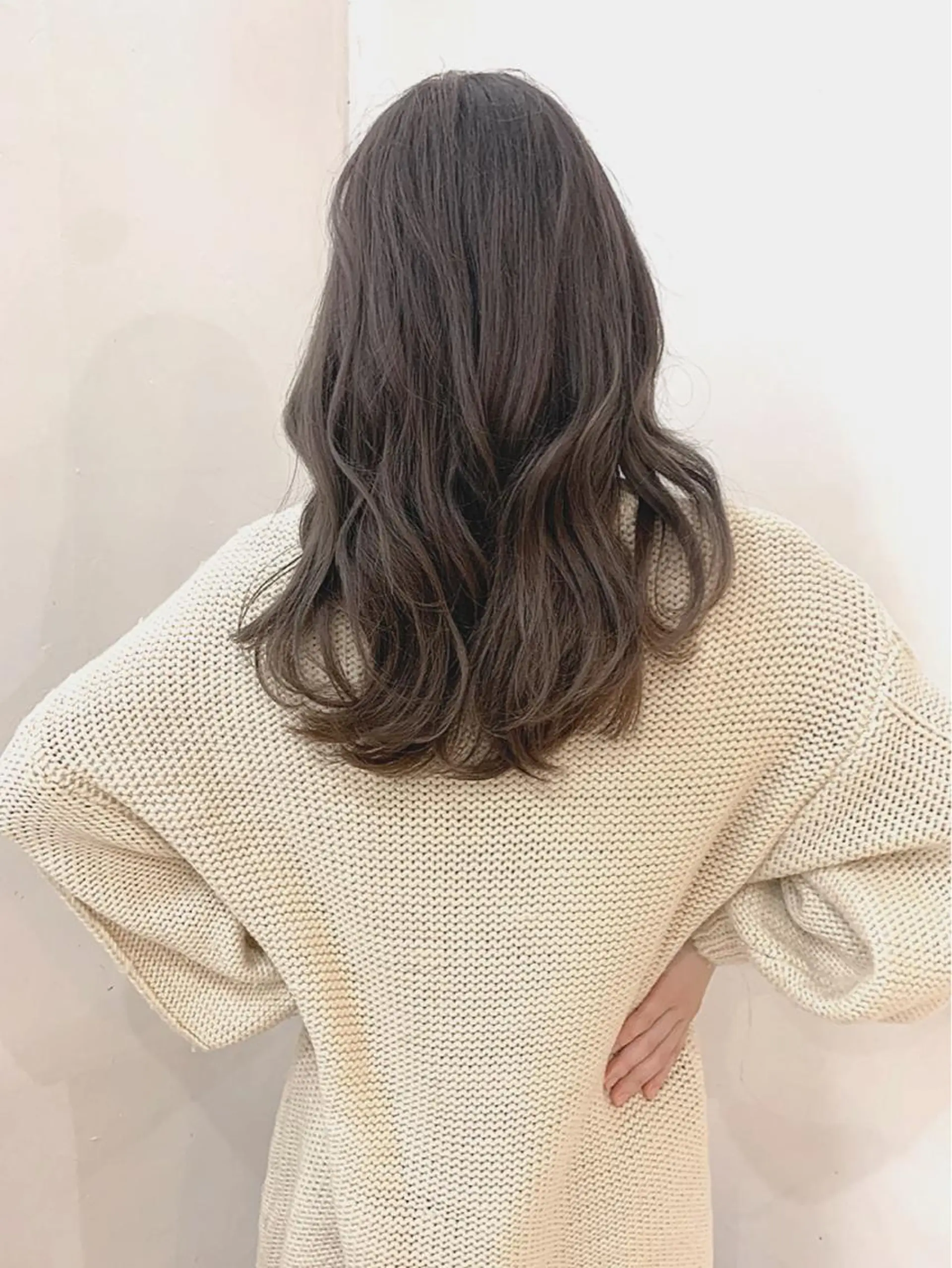 ミディアム カラー ヘアカラー トリートメント 京都大人女性ショート 徒歩1分/秋山のヘアスタイル