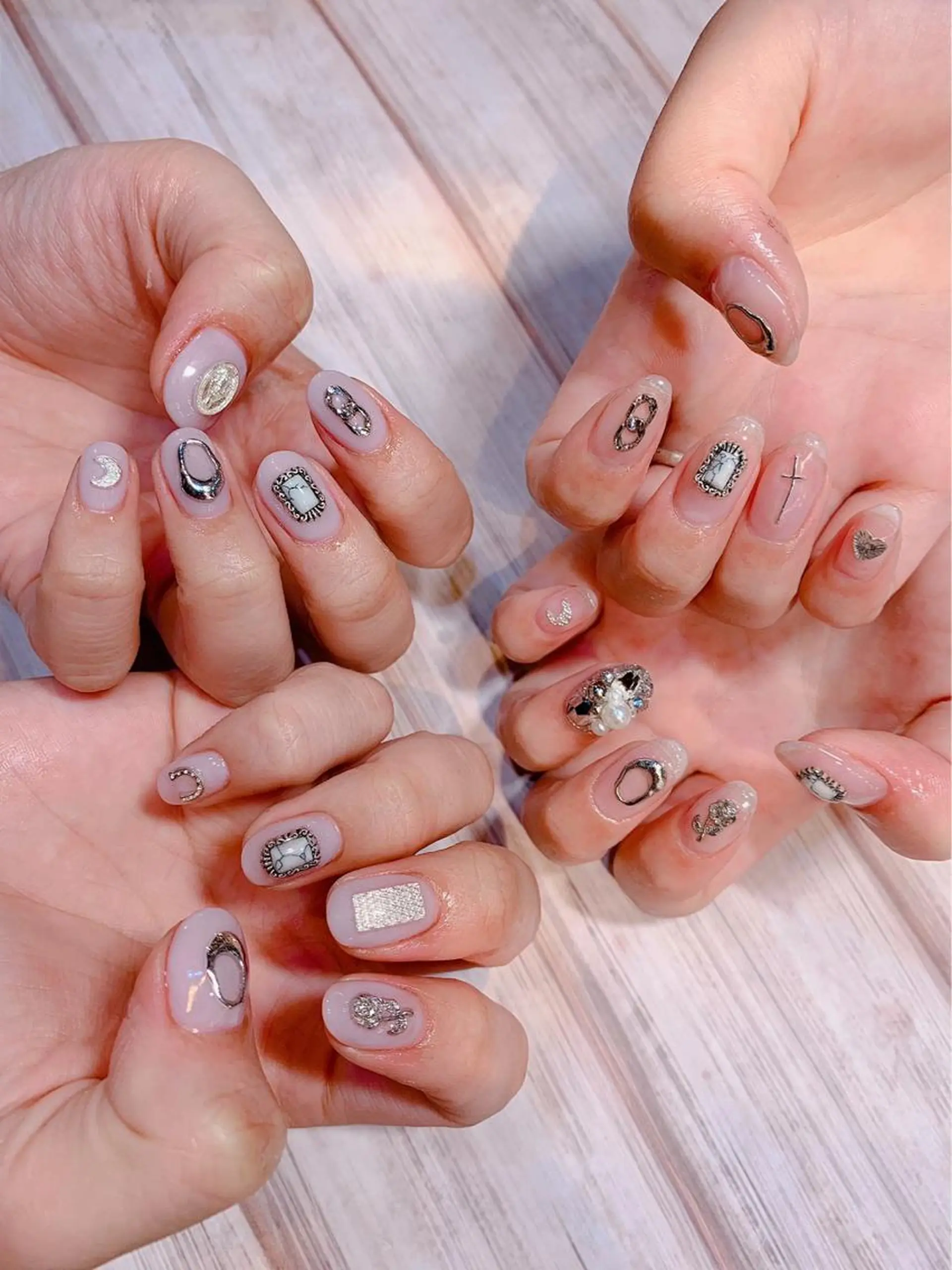 ネイル ハンドネイル NailSalonMooN所属・Nail Salon MooNのネイルデザイン