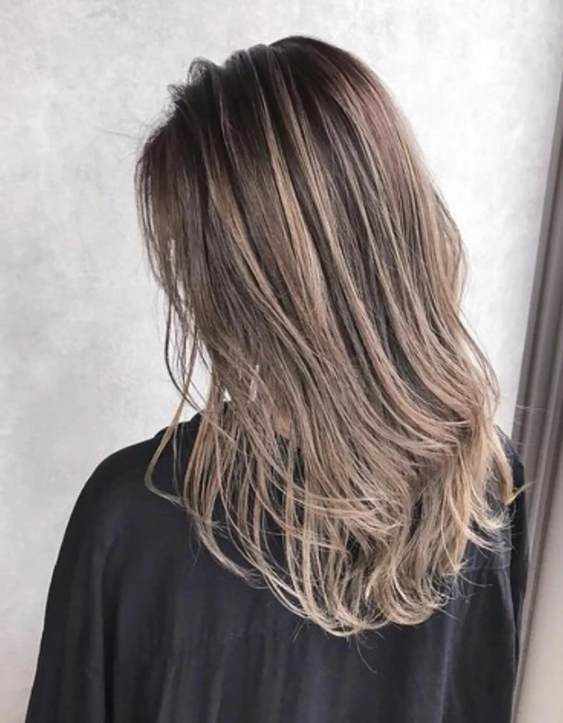 カラー EARTH富山婦中店 2026新卒20万〜のヘアスタイル