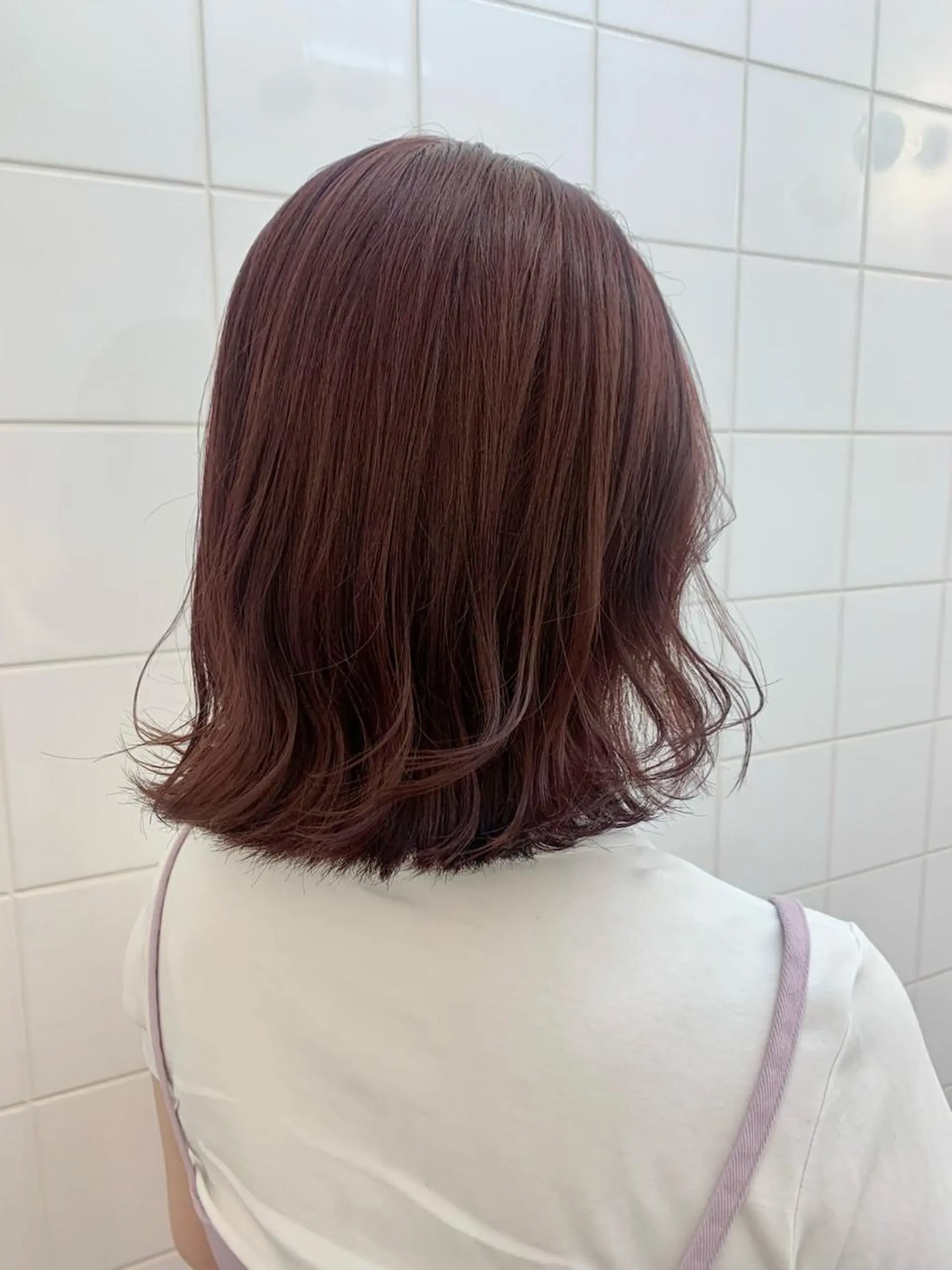 ミディアム カラー ヘアアレンジ 🧨ブリーチー×ボブ レイヤー💎じゅえるのヘアスタイル