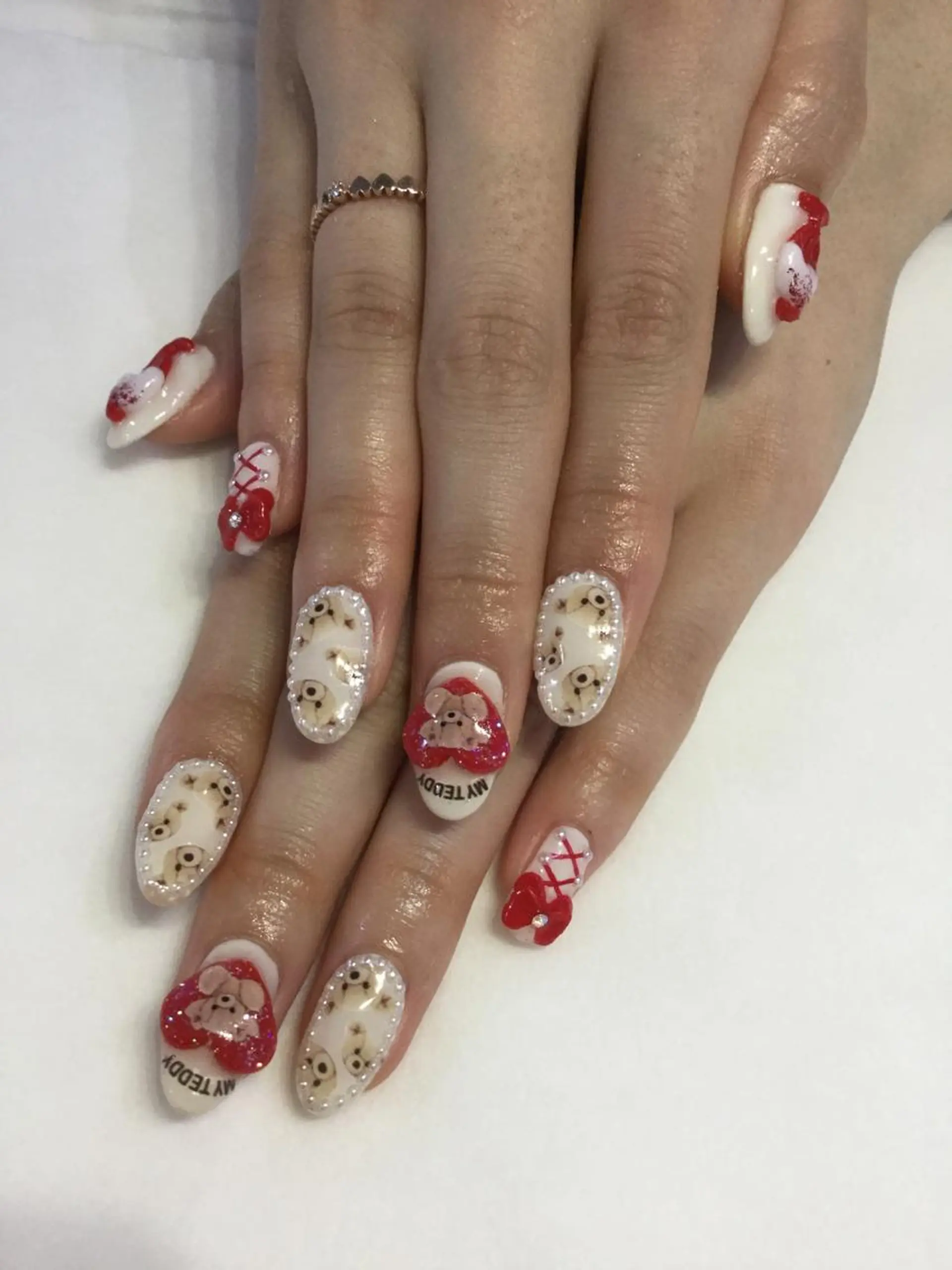 ネイル 💎🐰 saki. m 🐰💎のネイルデザイン