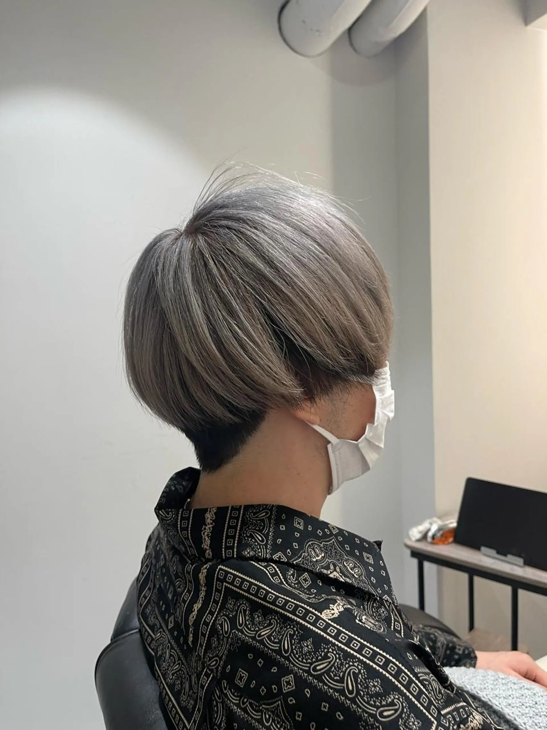 カラー メンズ ヘアカラー トリートメント &chaLme   心斎橋所属・emi/髪質改善/ 韓国風/艶カラーのヘアスタイル