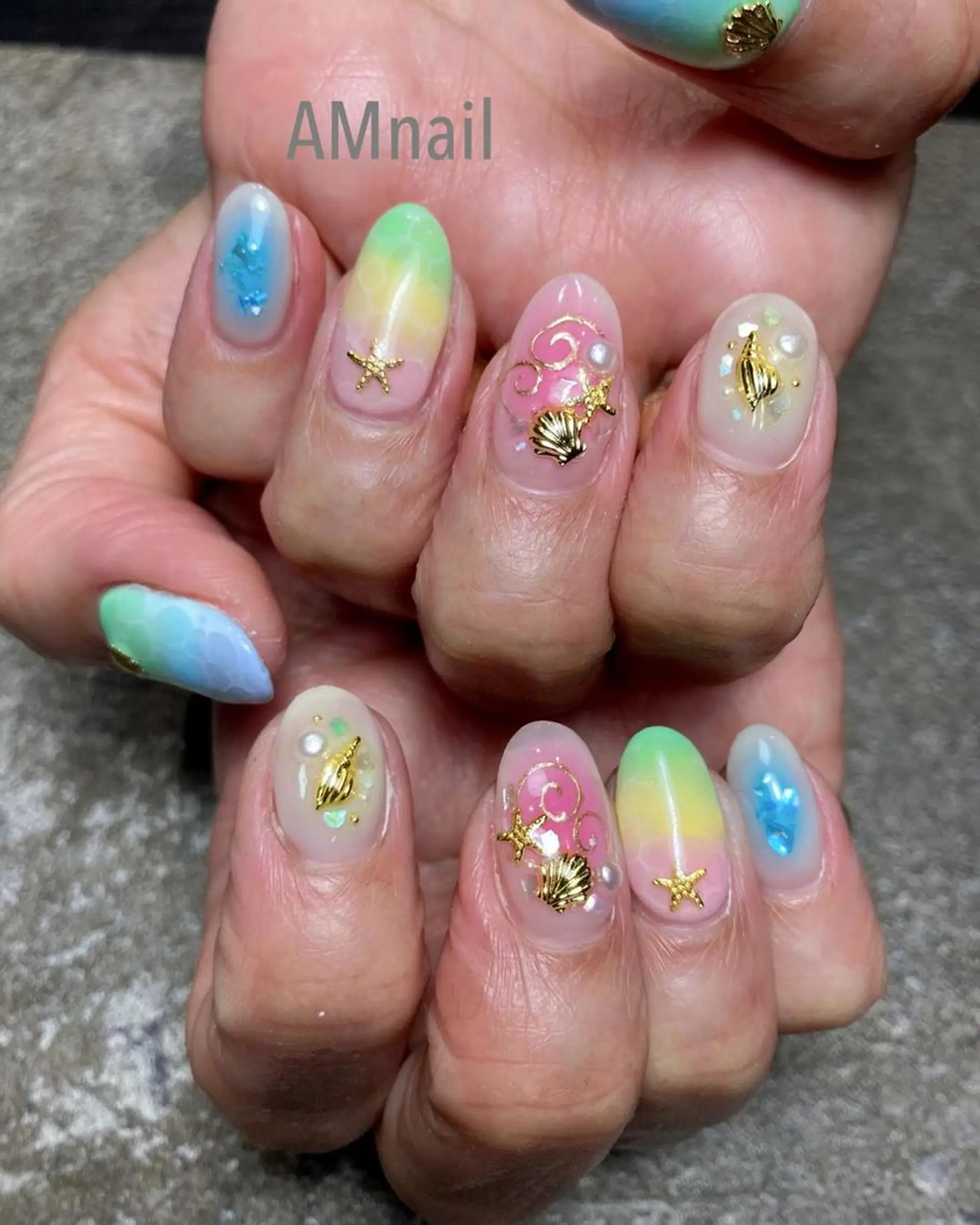 ネイル ジェルネイル 持ち込み ニュアンスネイル スカルプネイル ハンドネイル ネイルアーティスト SUE(スゥ)のネイルデザイン