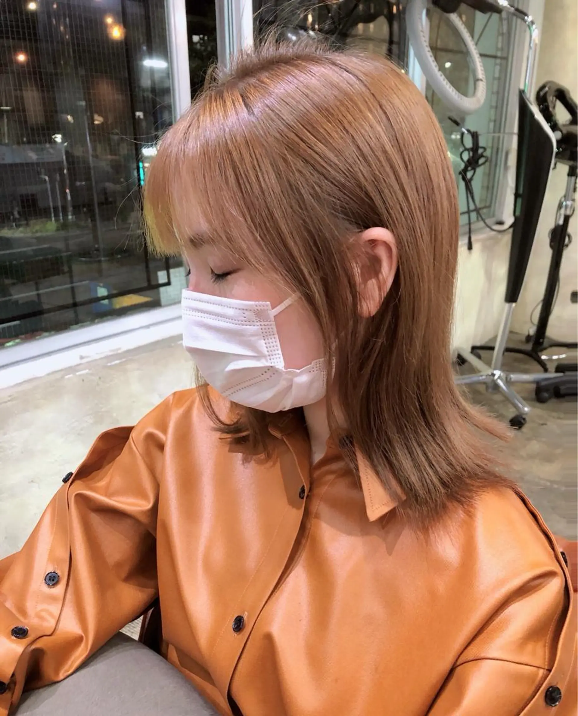 ミディアム カラー パーマ ヘアアレンジ キッズ ネイル マツエク・マツパ アイブロウ ボブ 学生 髪質改善 外ハネヘア ミディアムネイル カット ヘアカラー 髪質改善✨ハツメイ オグ✂️のヘアスタイル