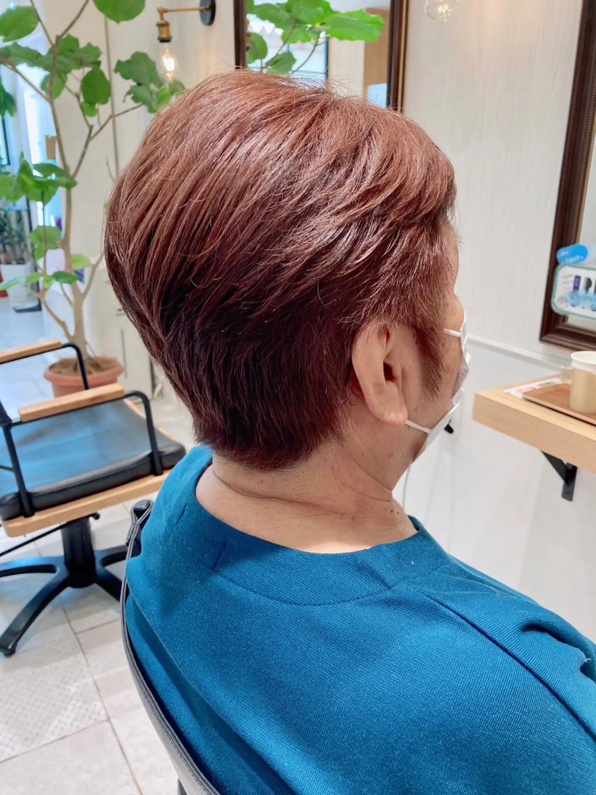 ショート カラー ブラウンカラー オレンジ オレンジブラウン ヘアカラー 大野 まゆのヘアスタイル