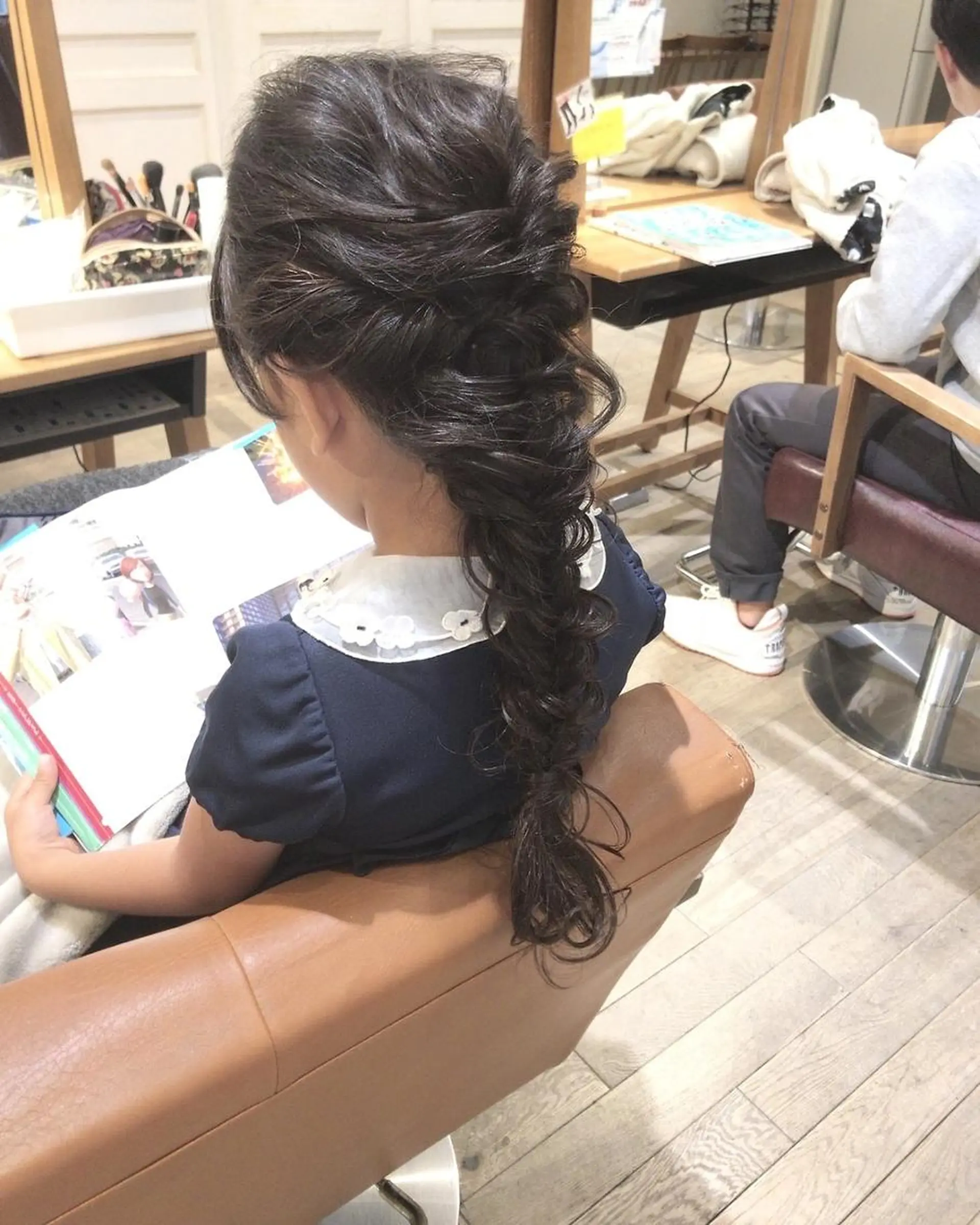 ロング NEOLIVE ROAのヘアスタイル