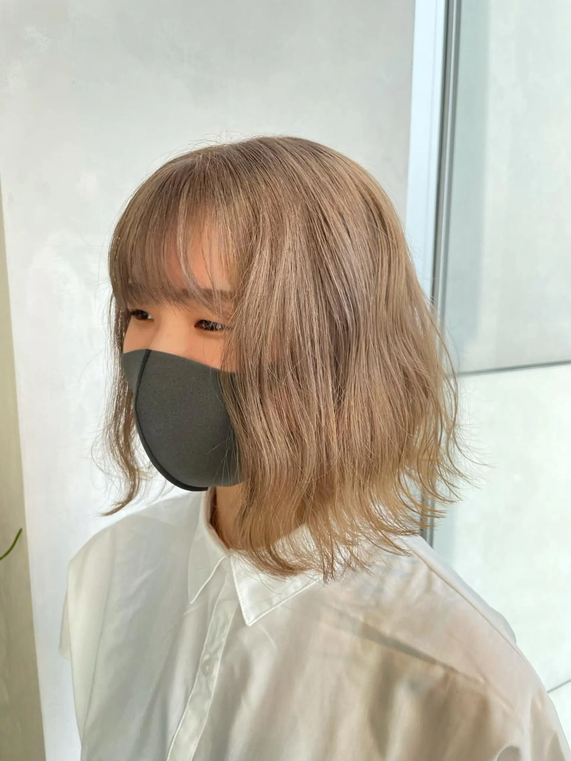 ショート カラー グレージュ 外ハネヘア 🔷ダブルカラーハイ トーン🔷櫻井走のヘアスタイル