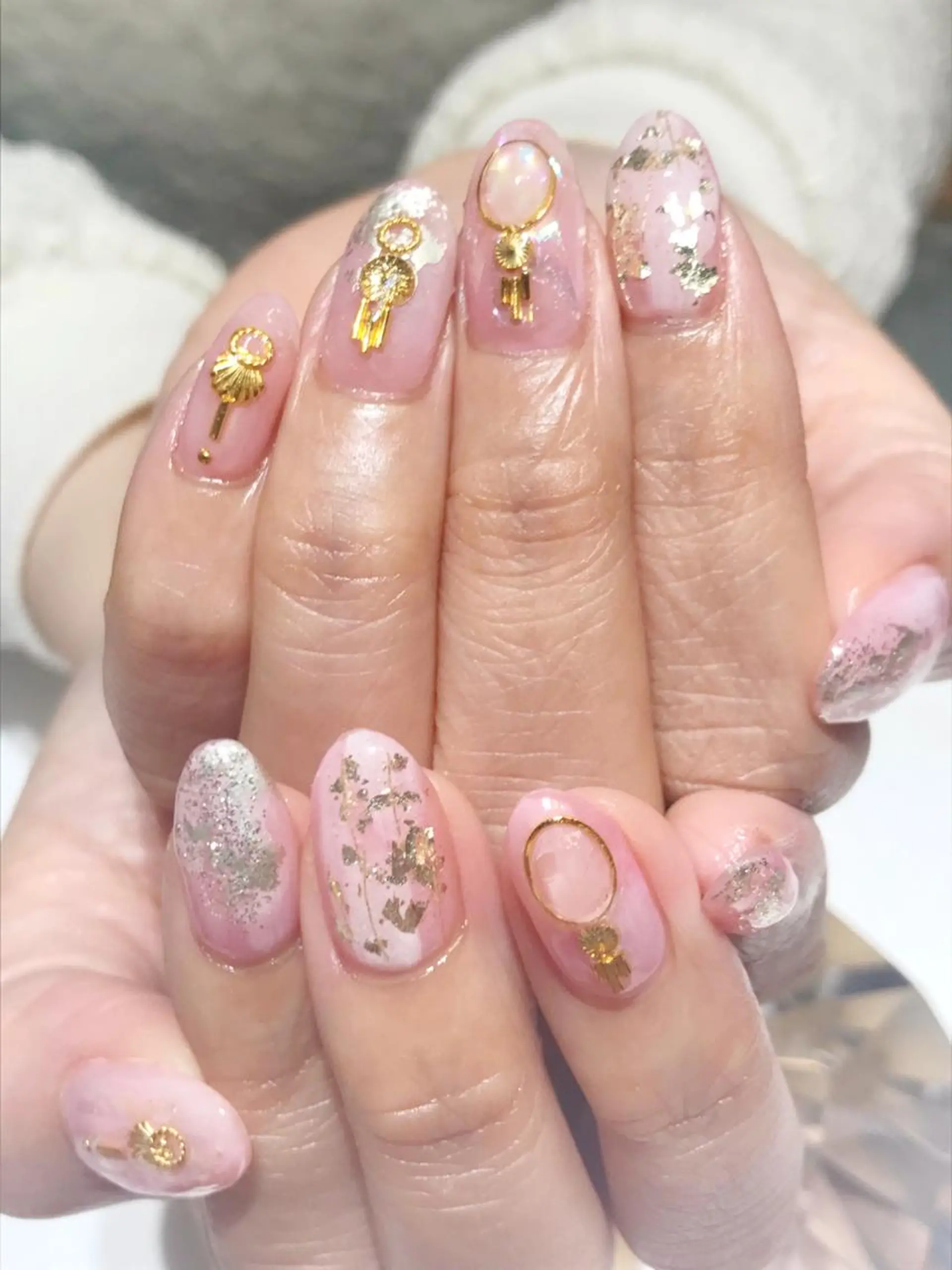 ネイル ジェルネイル ニュアンスネイル YUN 💅のネイルデザイン