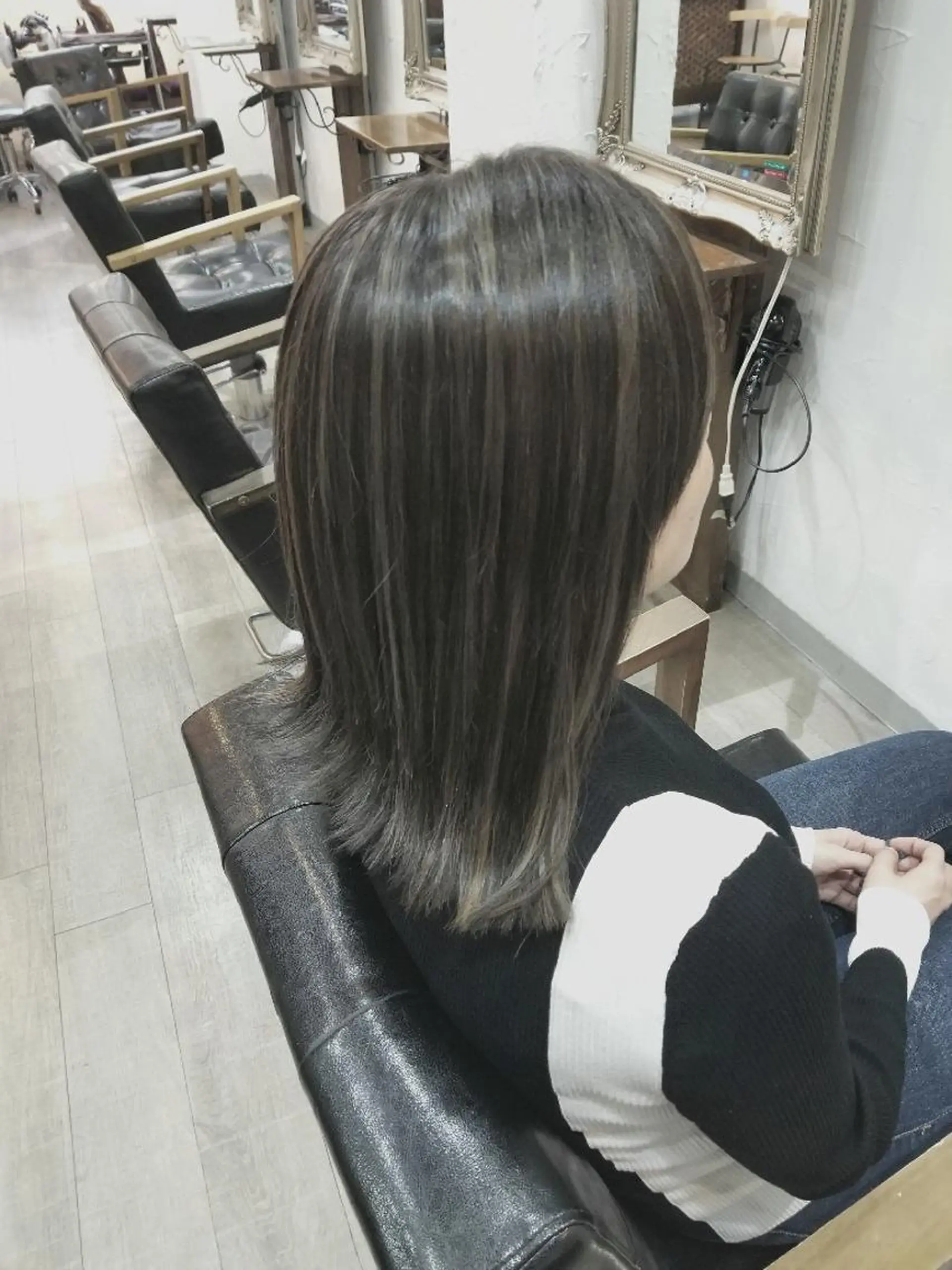 ミディアム カラー ヘアカラー bathair  所属・bathair 持田侑祐のヘアスタイル