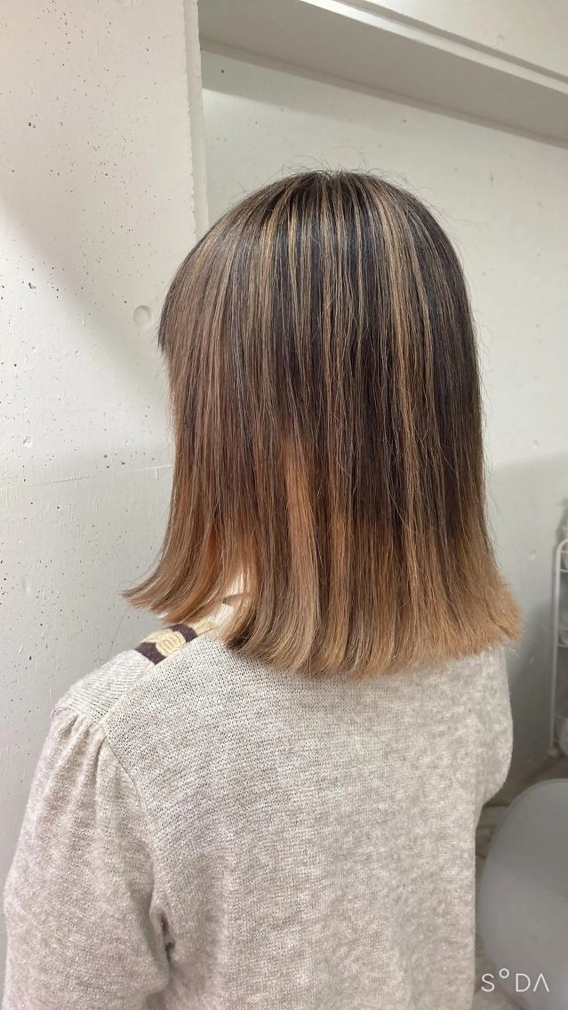 ミディアム ハイライト レイヤーカット ミルミー美容室所属・🦄💒💓齎藤 七海子🦄💒💓のマツエク・マツパデザイン