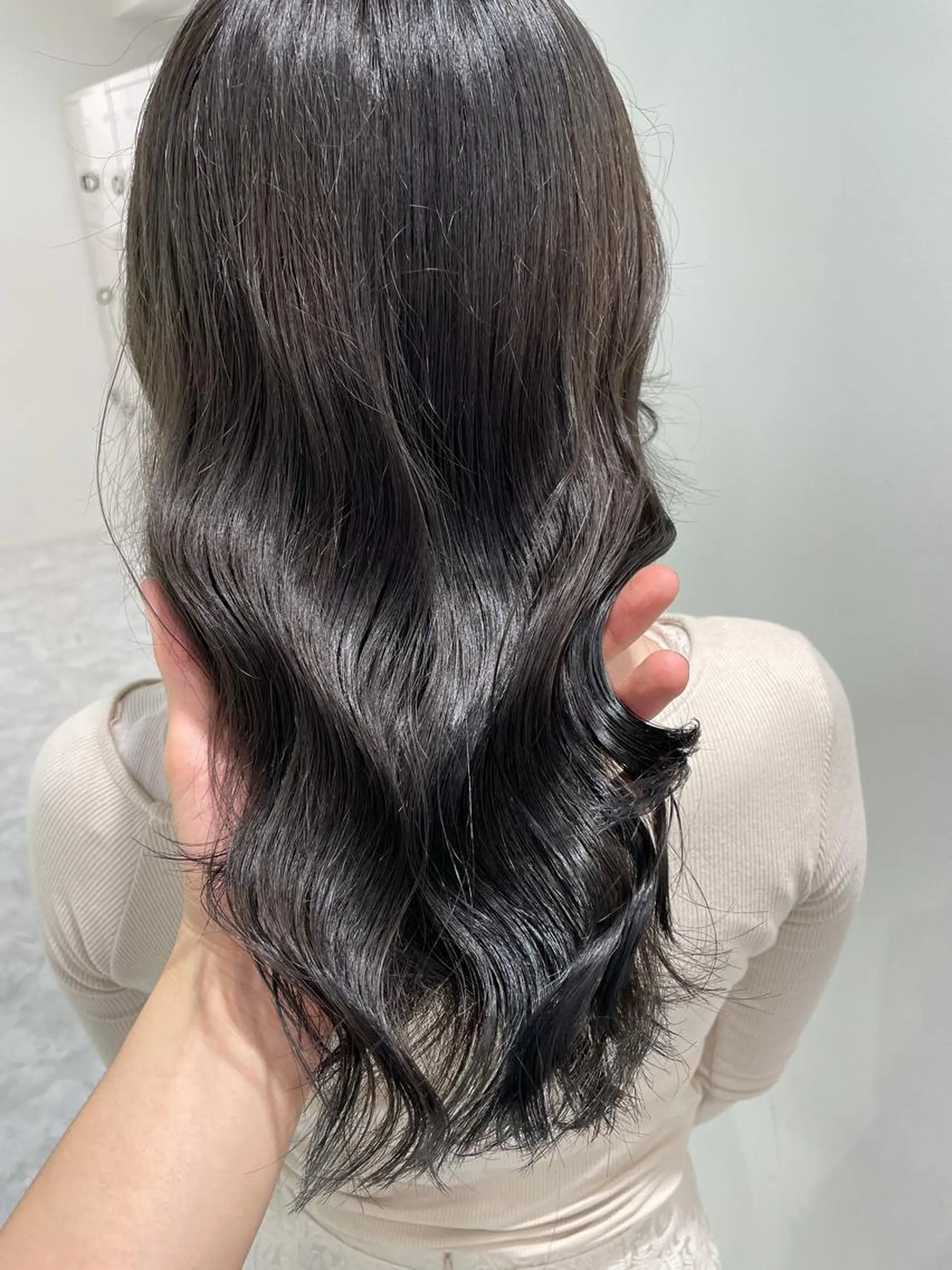 ロング カラー ヘアアレンジ スパイキー/フェザー /波巻き/かいとのヘアスタイル