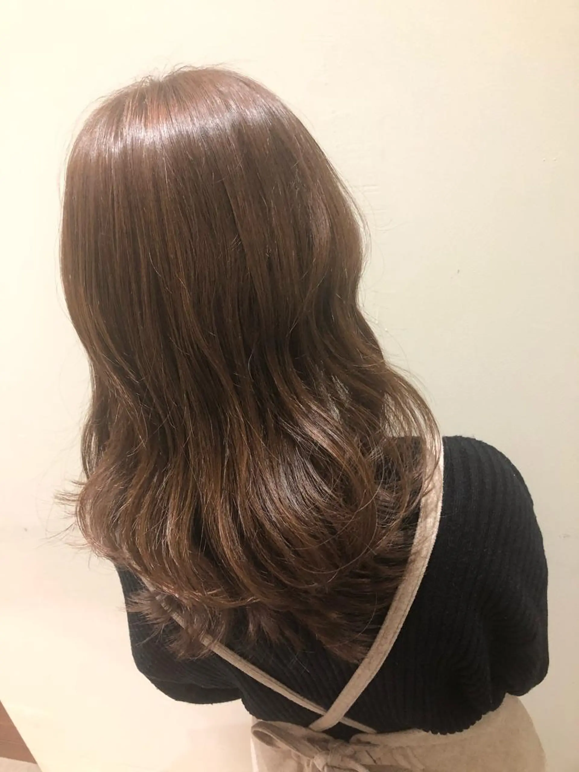 ロング カラー ベージュカラー カット ヘアカラー トリートメント 💓シールエクステ ルミエールのヘアスタイル