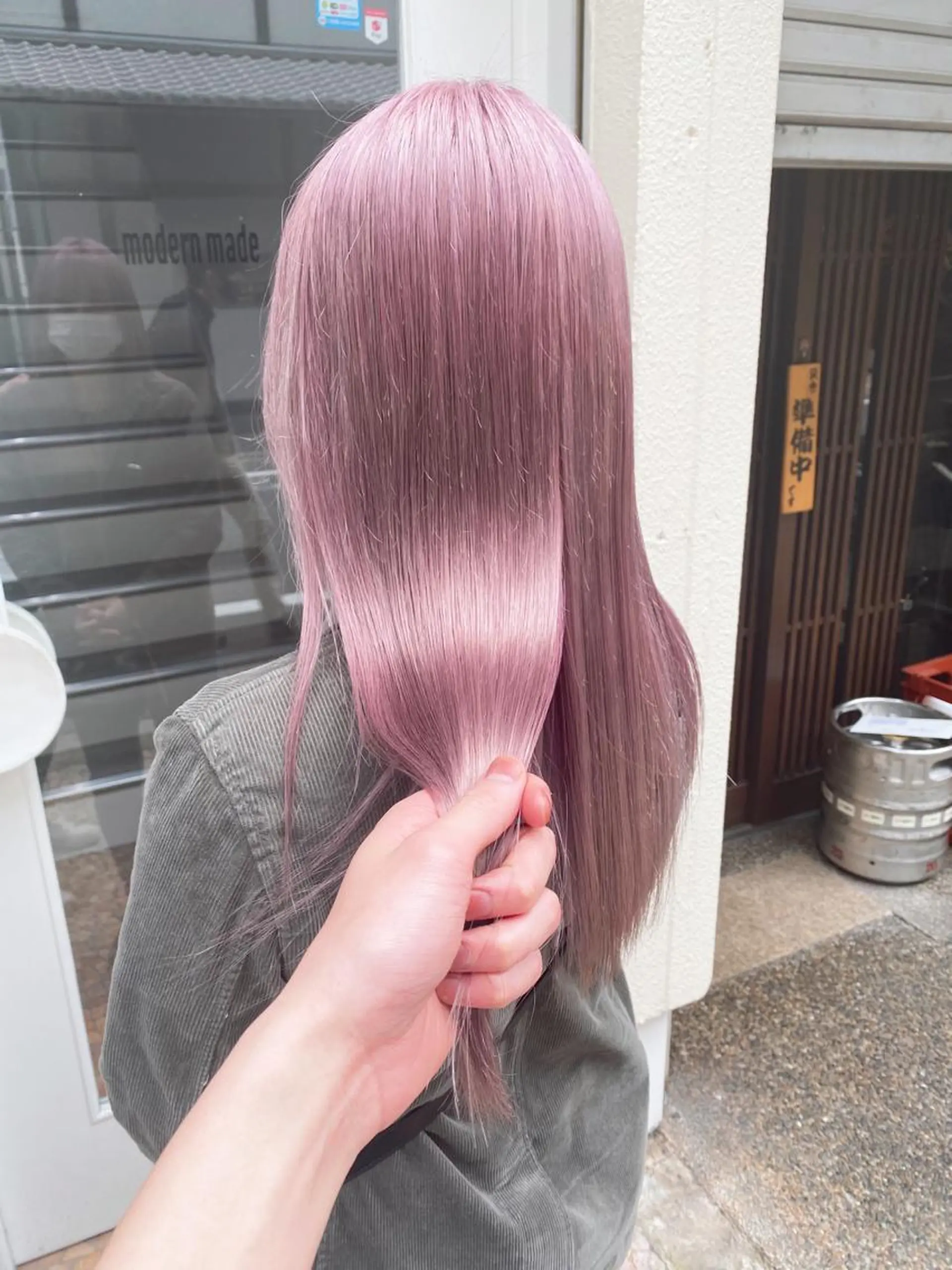 ロング カラー ピンクカラー Via officialのヘアスタイル