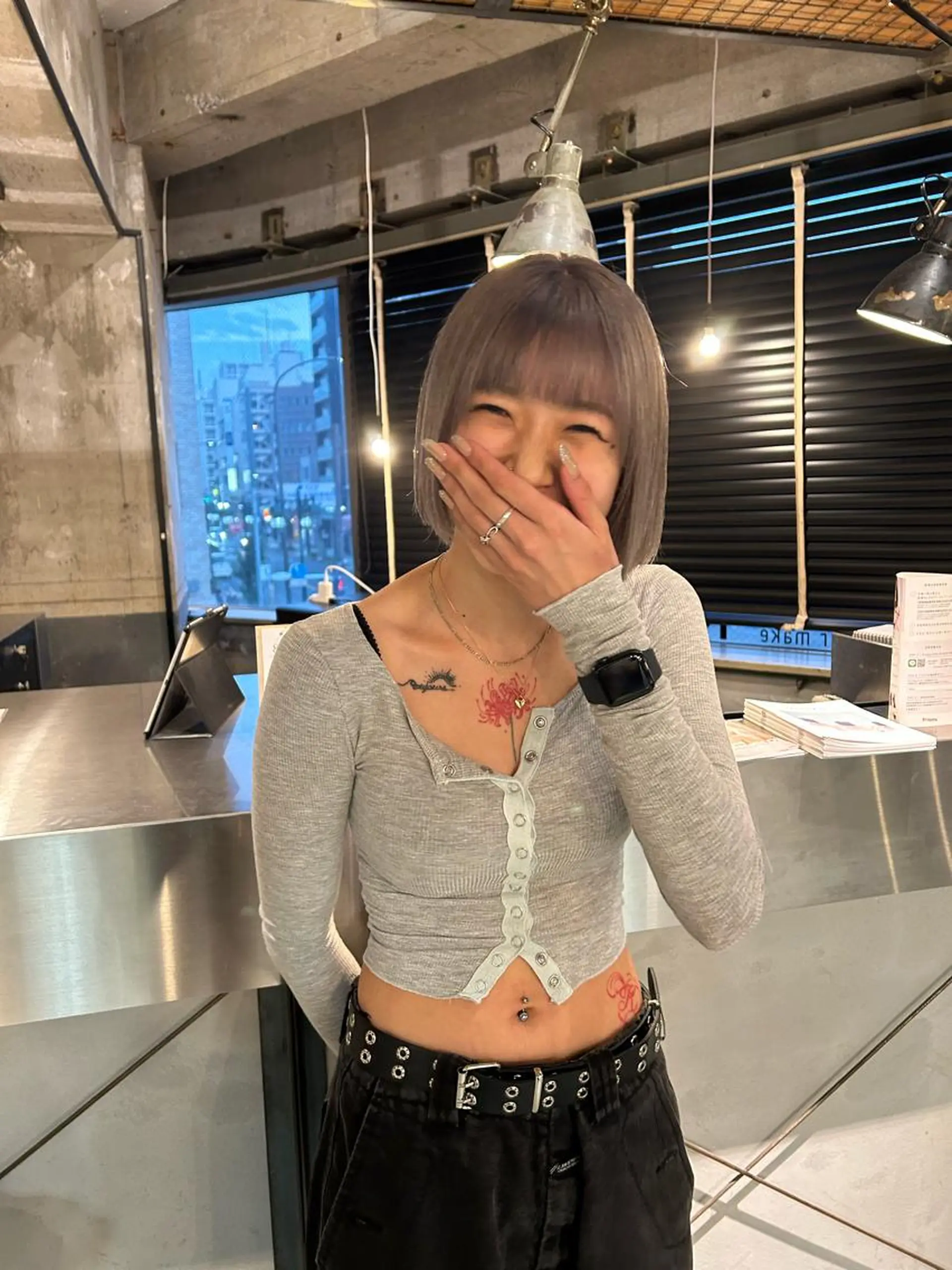 ショート カラー ベージュカラー ブリーチ ヘアカラー トリートメント ショートカット募集中 /NAGISAのヘアスタイル