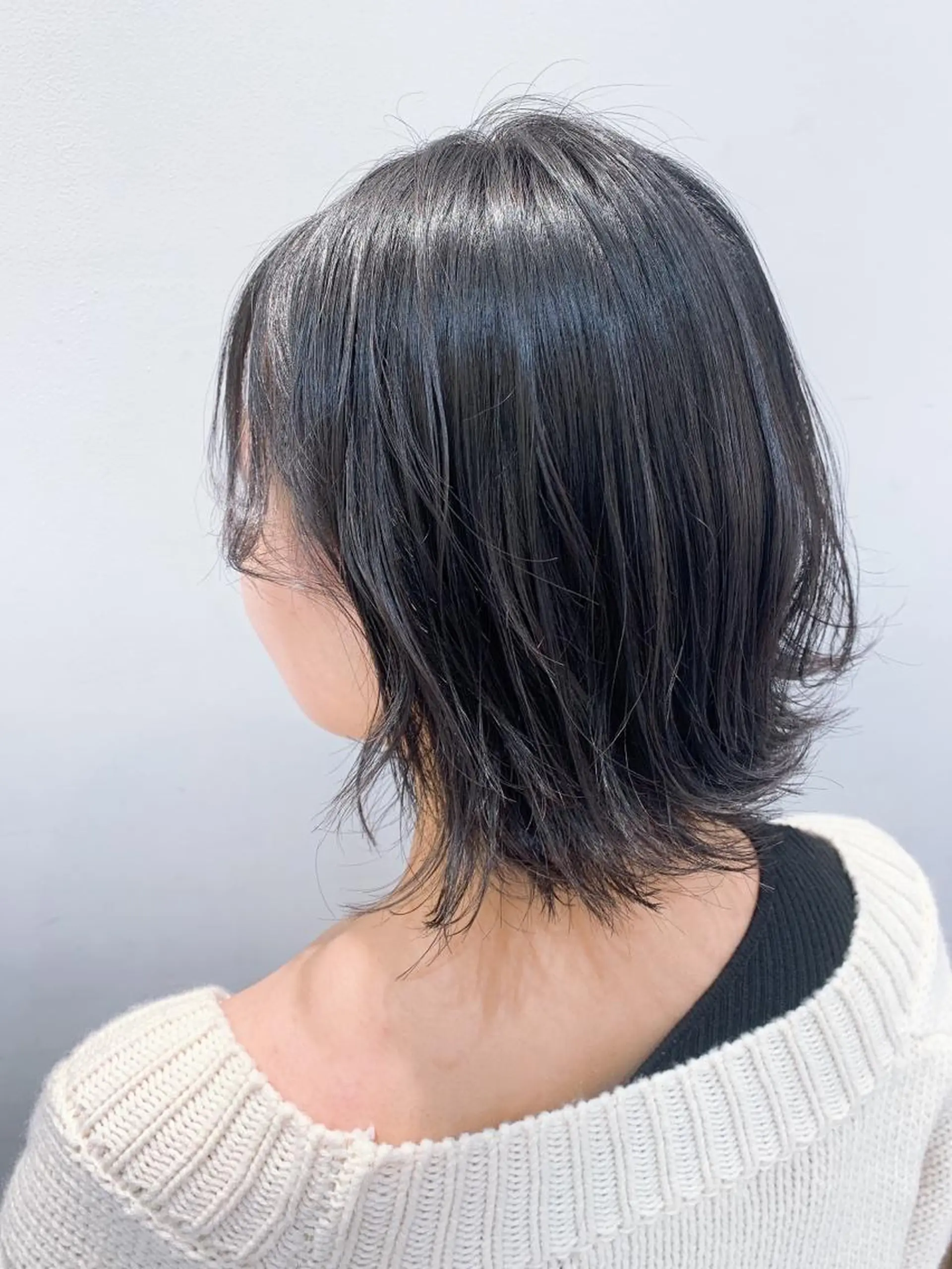 ミディアム レイヤーカット 🦖鶴岡香純🦖 産休中のヘアスタイル