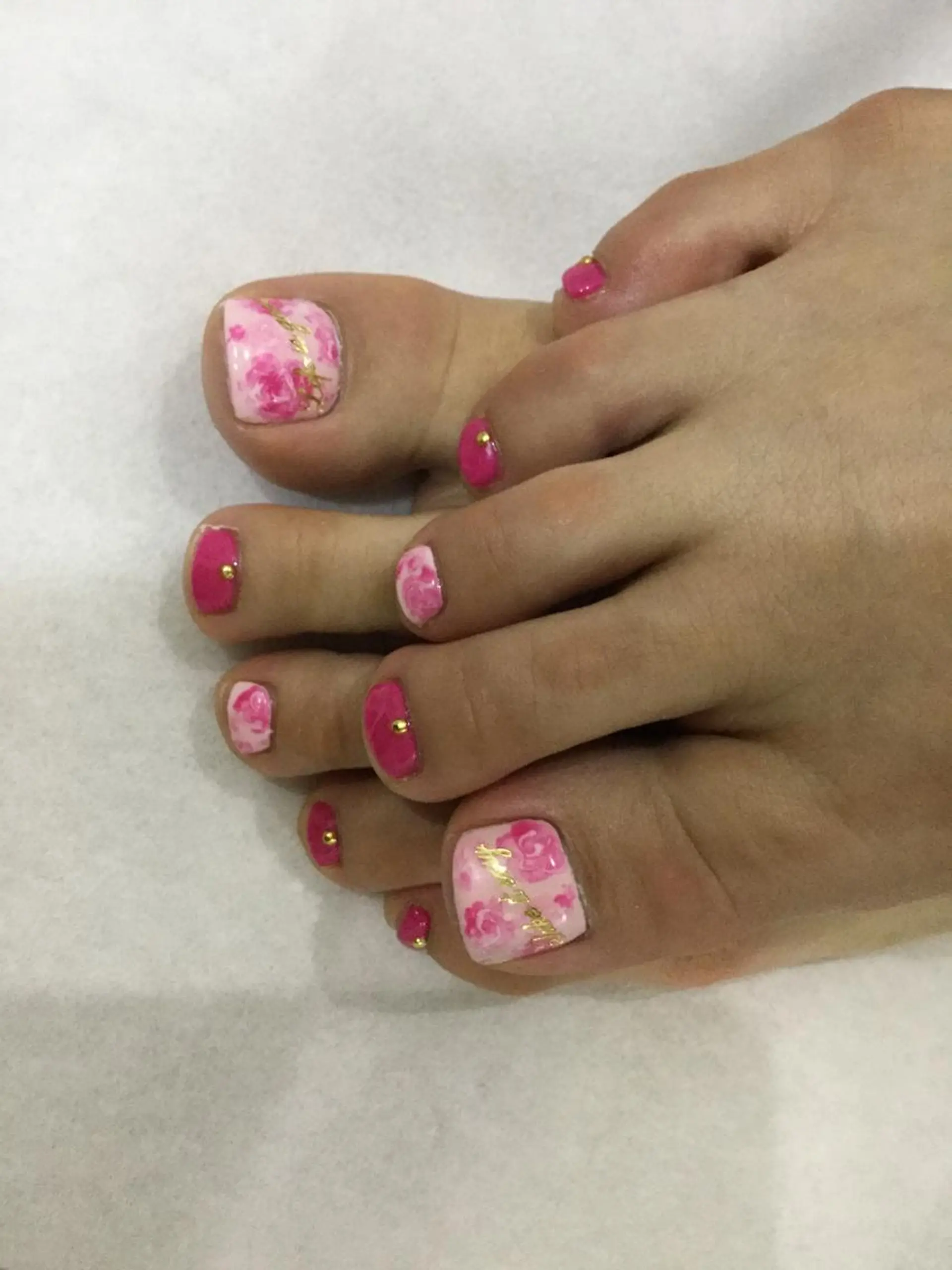 ネイル 💎🐰 saki. m 🐰💎のネイルデザイン