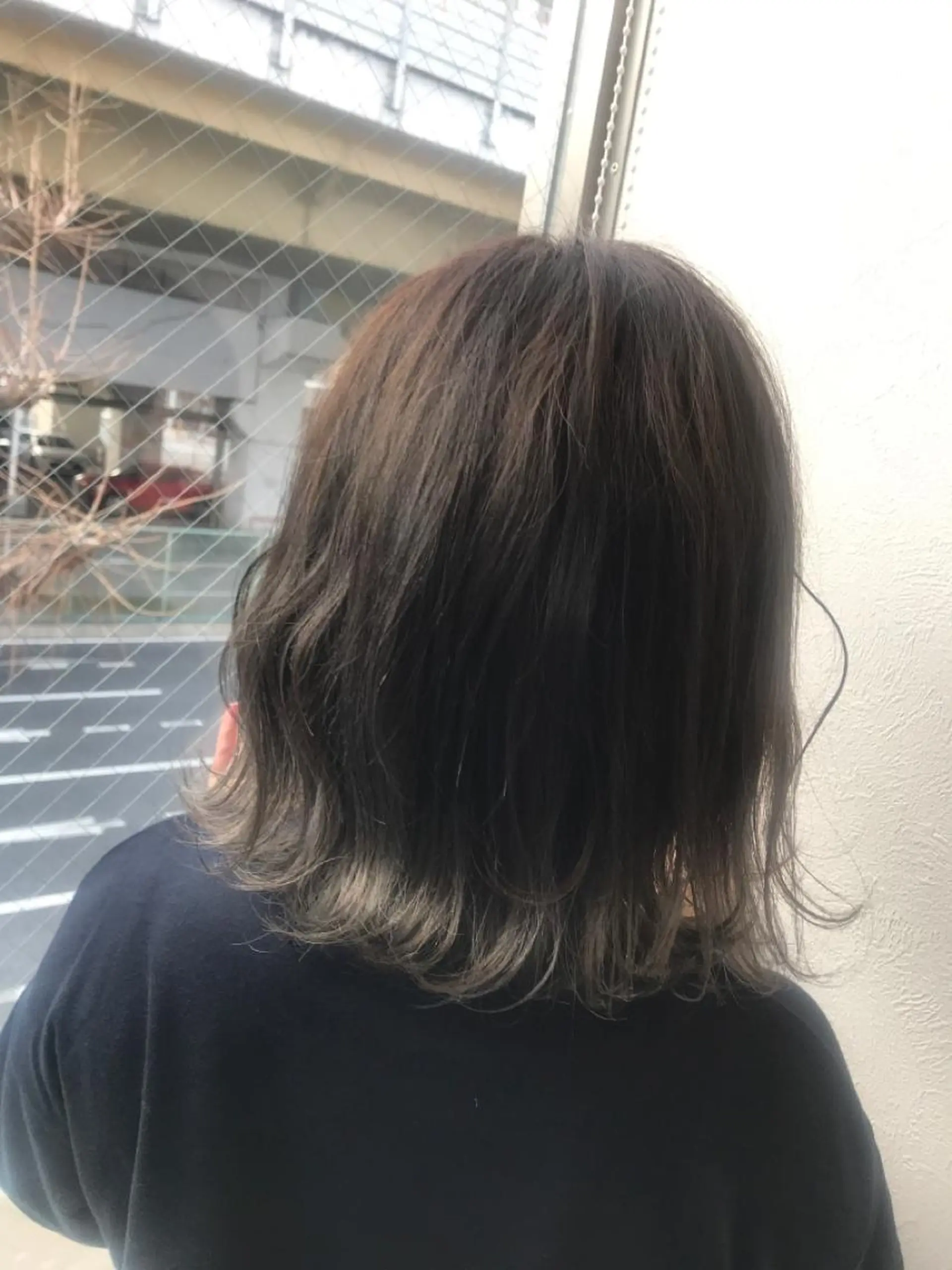 ミディアム カラー 外ハネヘア ヘアカラー 柴田 祐輔のヘアスタイル