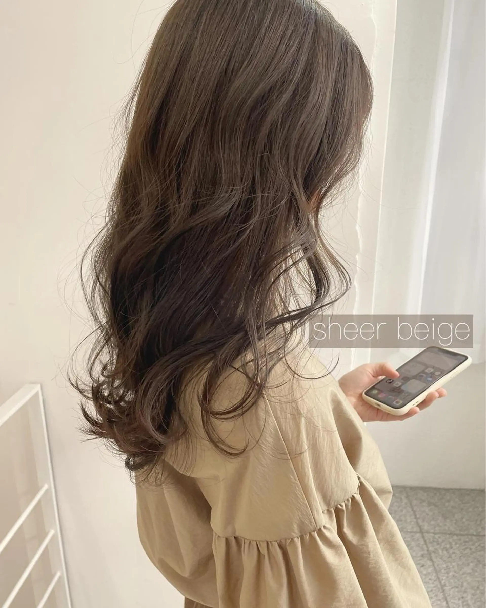 セミロング カラー 🍎吉川浩生 トップスタイリストのヘアスタイル