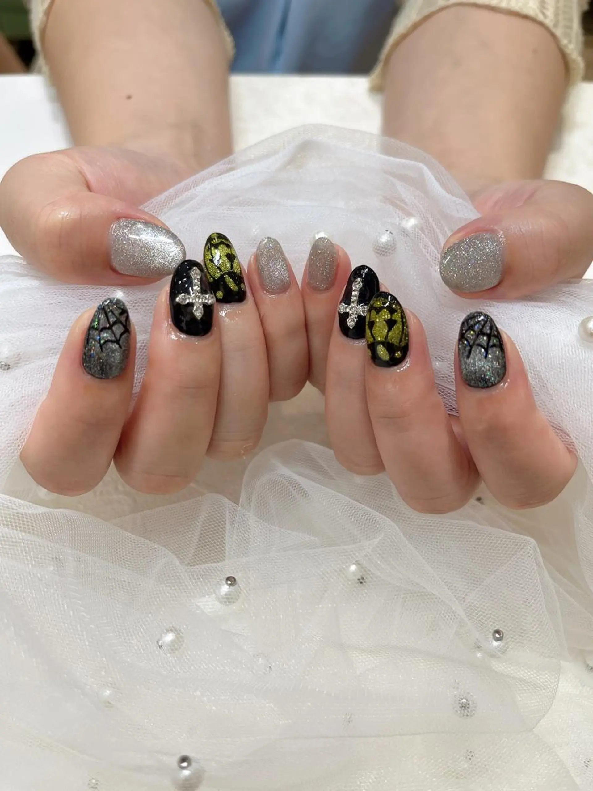 ネイル アートネイル フラッシュネイル フラワーネイル フットネイル フレンチネイル ハンドネイル ハンドケア Moci Nail Salonのネイルデザイン